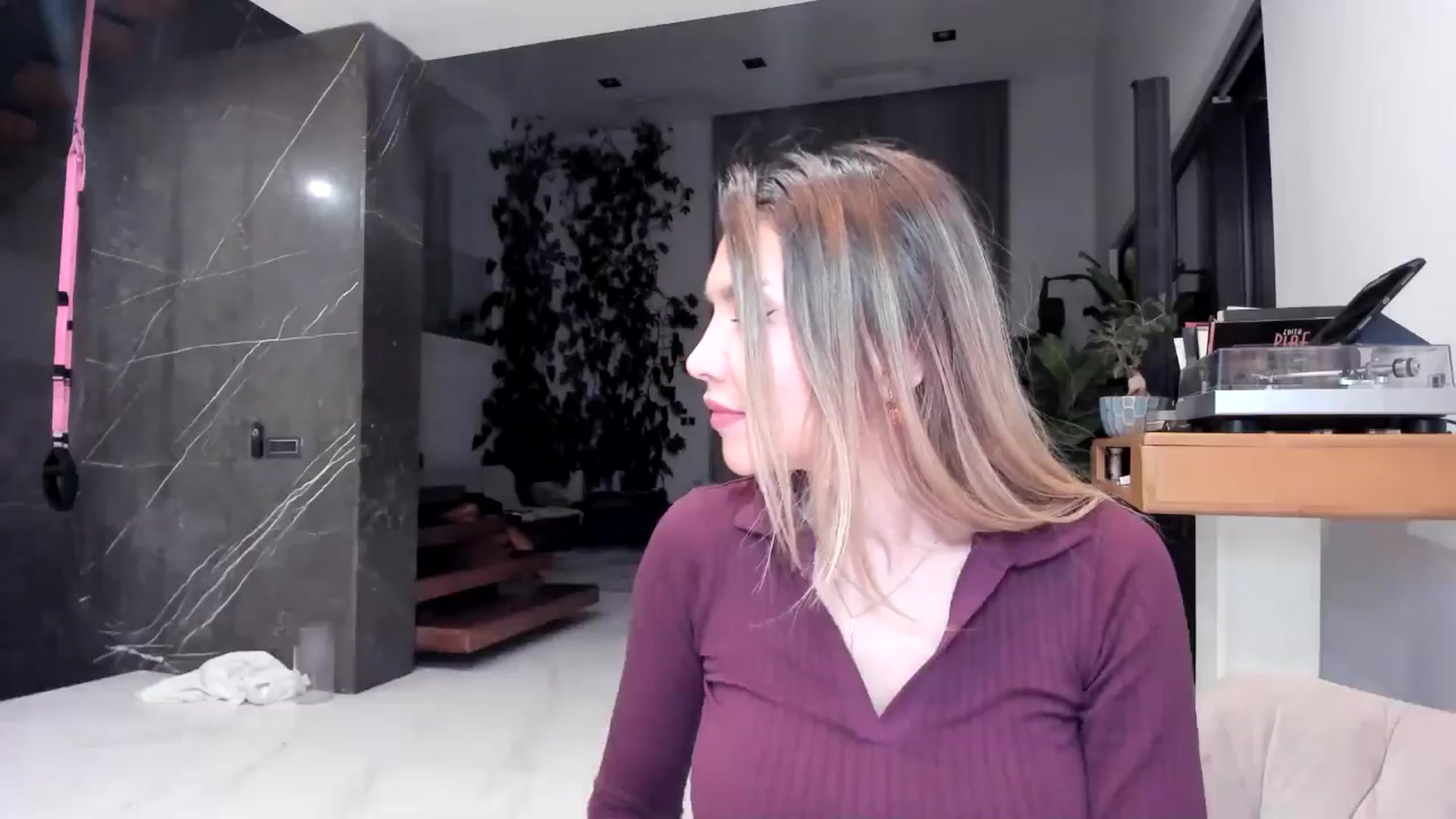 Gallery image thumbnail from StellarBiBi's myfreecams stream on, 03/16/2026, 24:01 image 18 of 20