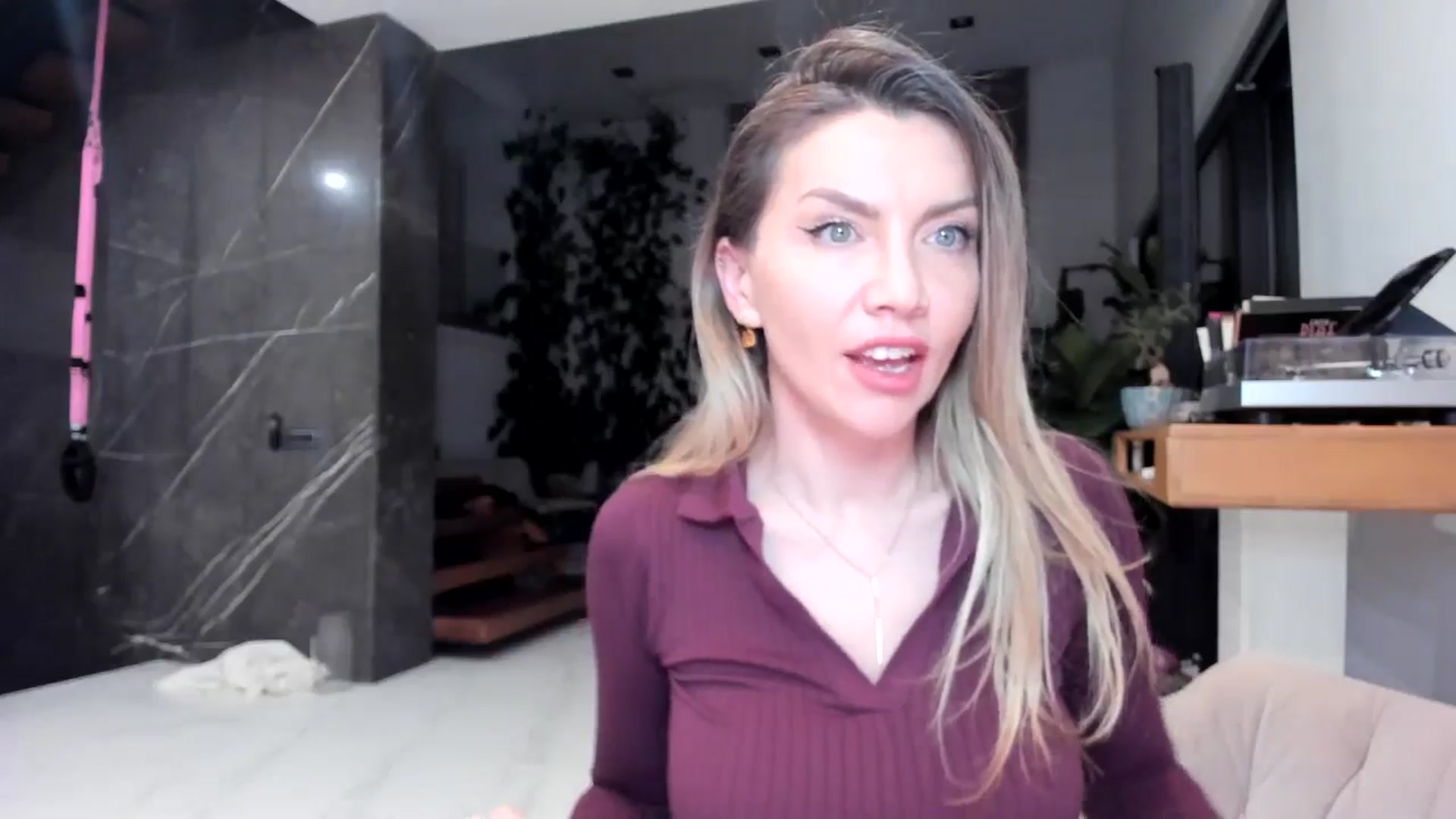 Gallery image thumbnail from StellarBiBi's myfreecams stream on, 03/16/2026, 24:01 image 16 of 20