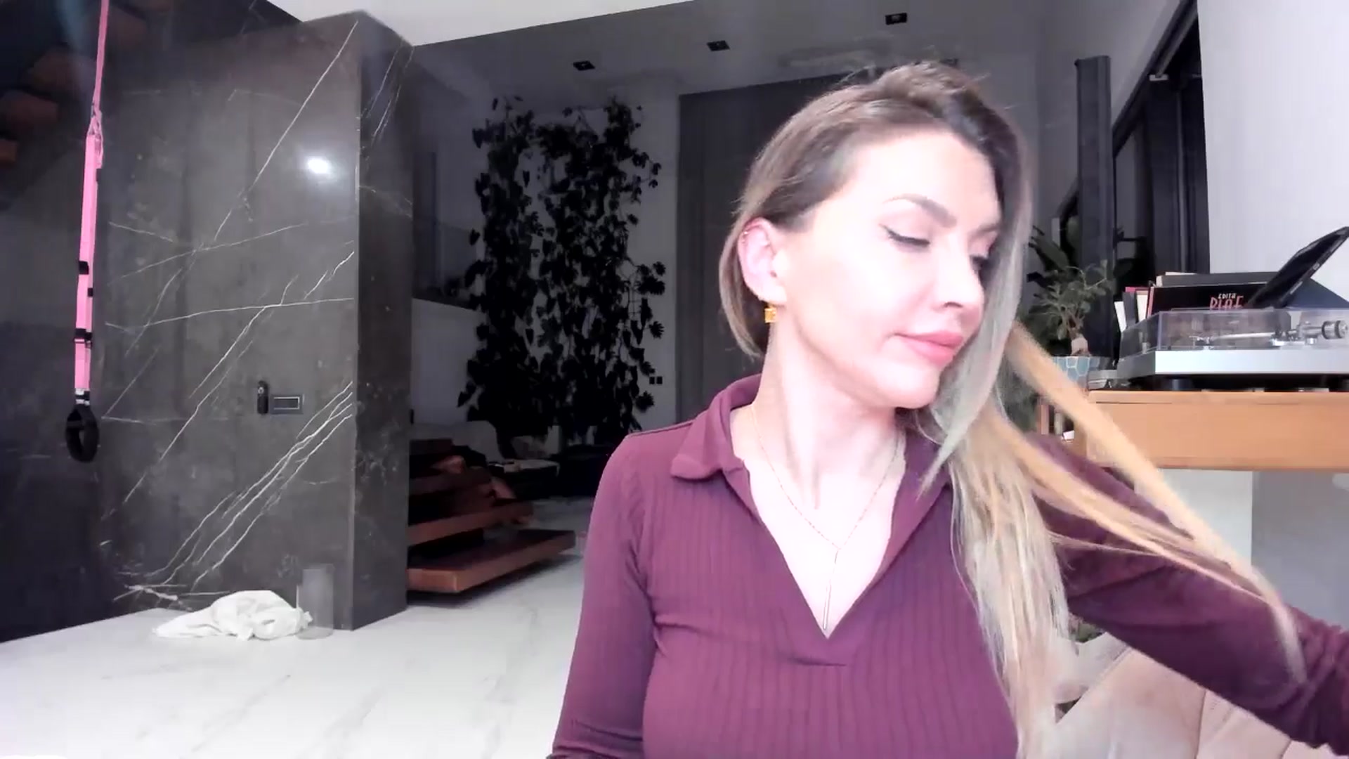 Gallery image thumbnail from StellarBiBi's myfreecams stream on, 03/16/2026, 24:01 image 17 of 20