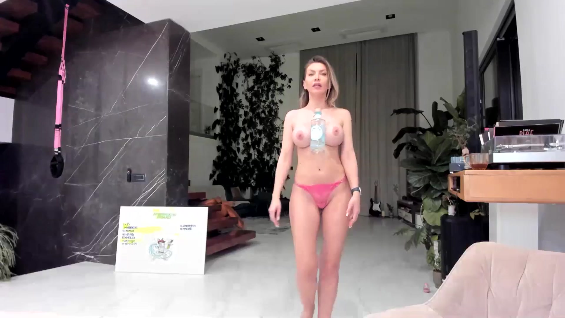Gallery image thumbnail from StellarBiBi's myfreecams stream on, 03/20/2026, 24:01 image 14 of 20