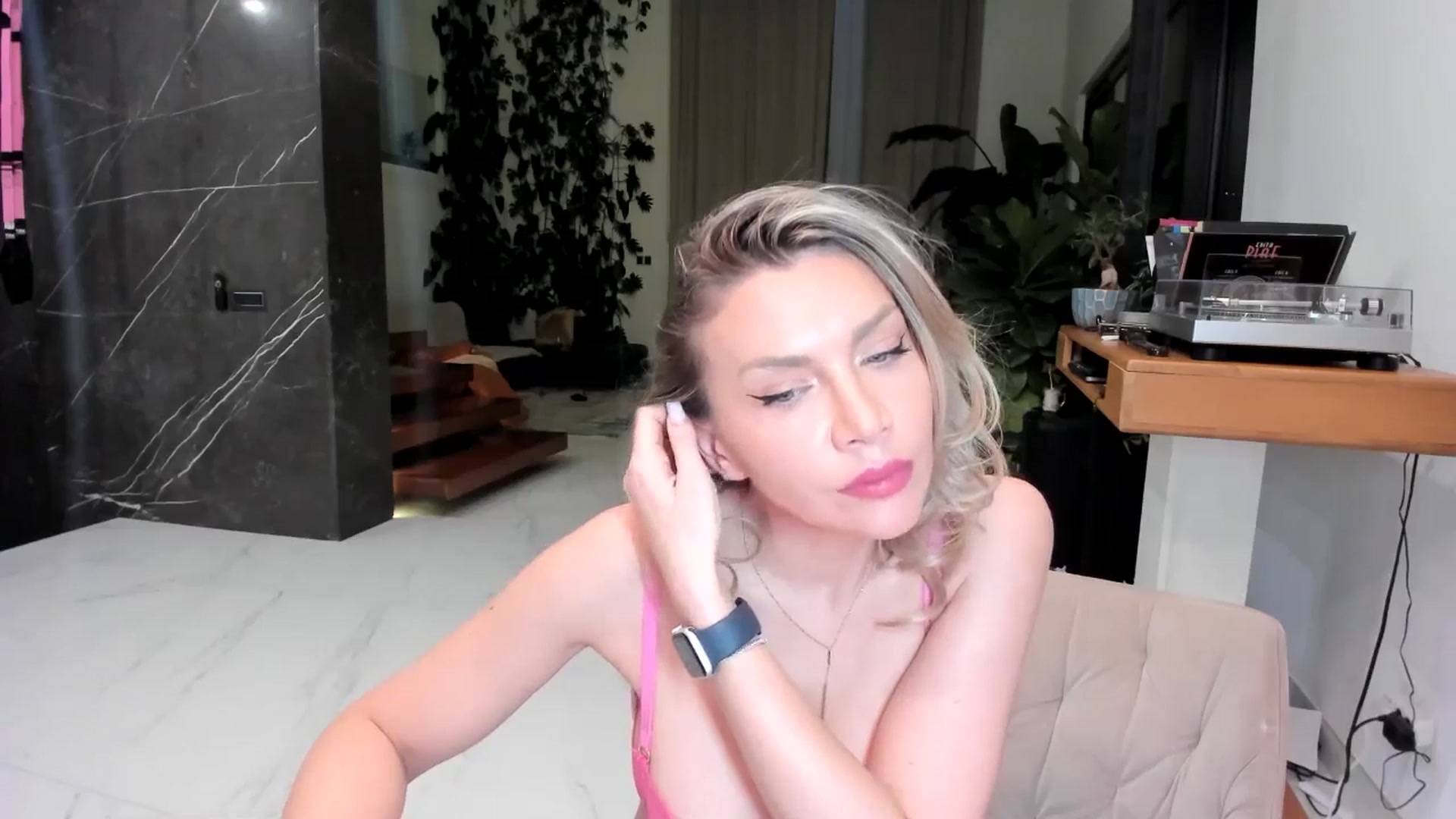 Gallery image thumbnail from StellarBiBi's myfreecams stream on, 03/28/2026, 24:02 image 6 of 20