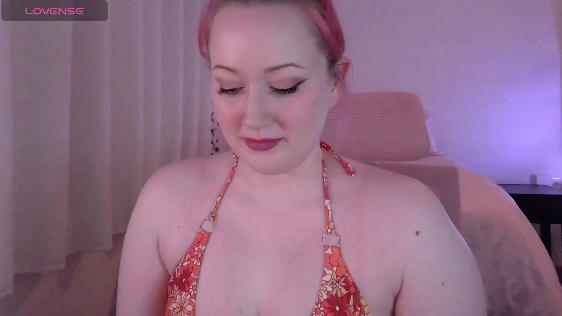 Gallery image thumbnail from Stellareya's myfreecams stream on, 05/02/2026, 10:17 image 16 of 20