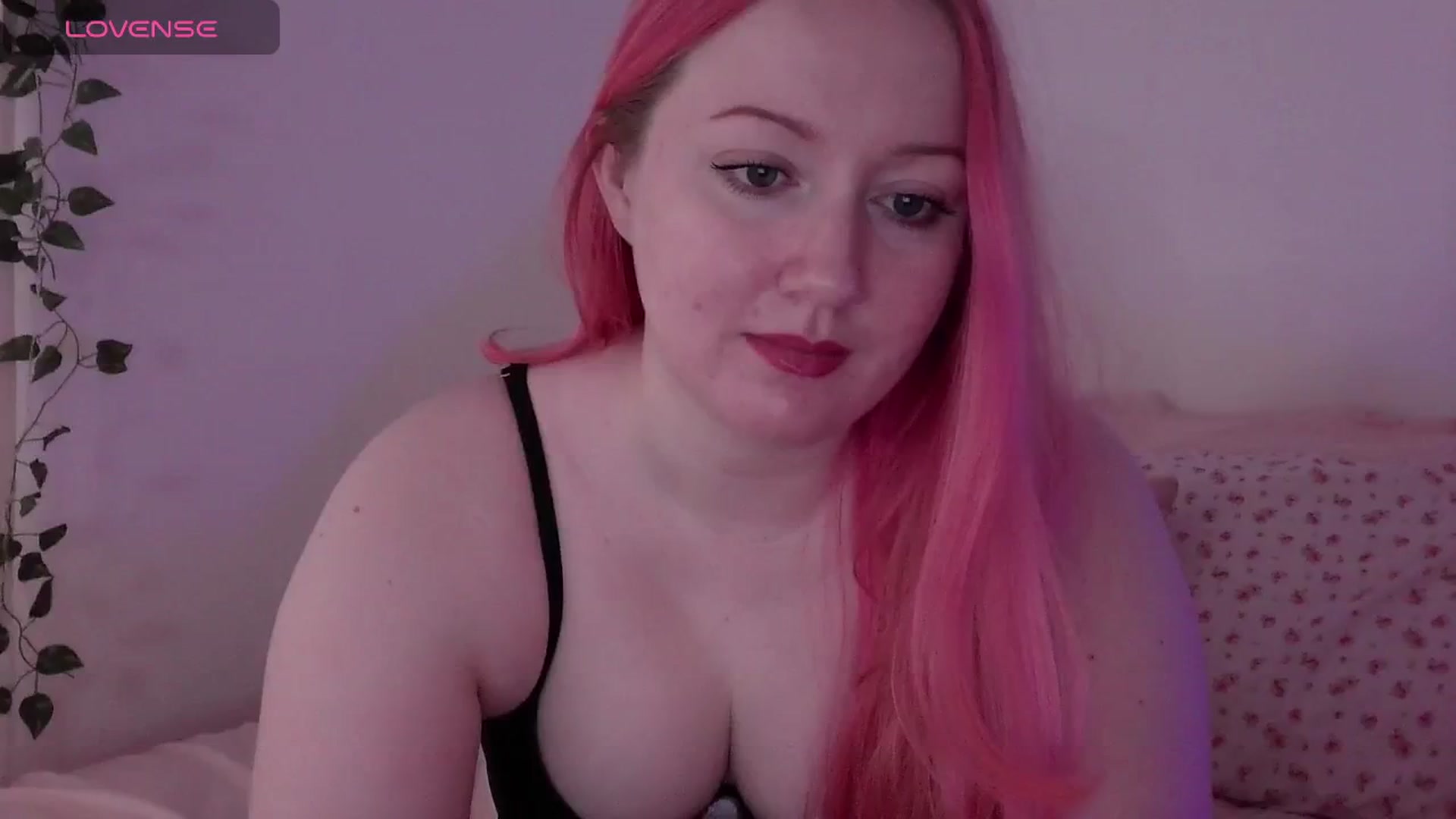 Gallery image thumbnail from Stellareya's myfreecams stream on, 05/02/2026, 13:19 image 18 of 20