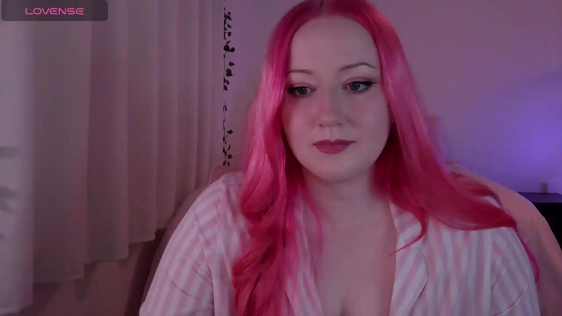 Gallery image thumbnail from Stellareya's myfreecams stream on, 05/12/2026, 08:36 image 19 of 20