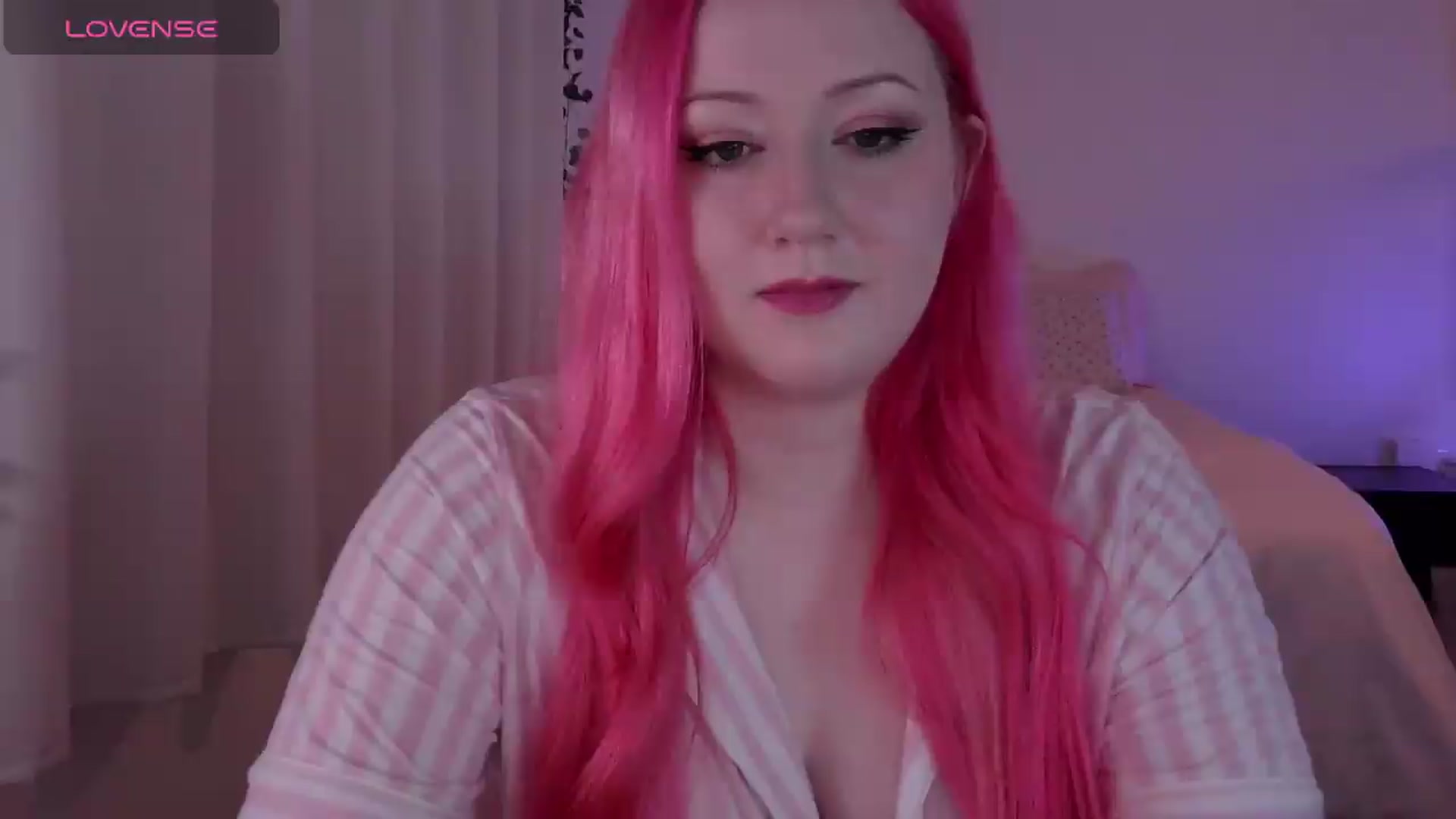 Gallery image thumbnail from Stellareya's myfreecams stream on, 05/12/2026, 10:05 image 20 of 20