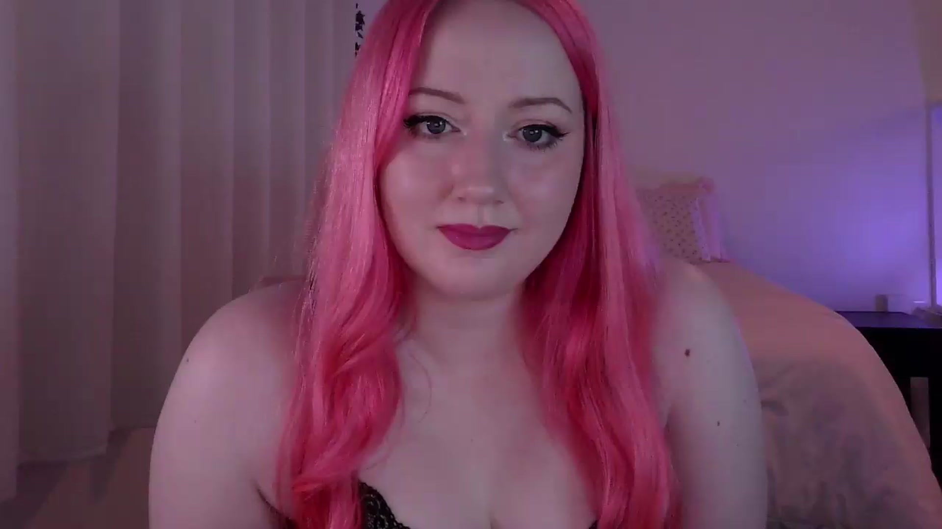 Gallery image thumbnail from Stellareya's myfreecams stream on, 05/27/2026, 06:28 image 1 of 20