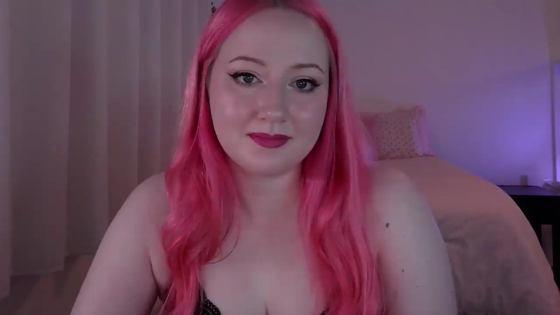 Gallery image thumbnail from Stellareya's myfreecams stream on, 05/27/2026, 06:28 image 7 of 20