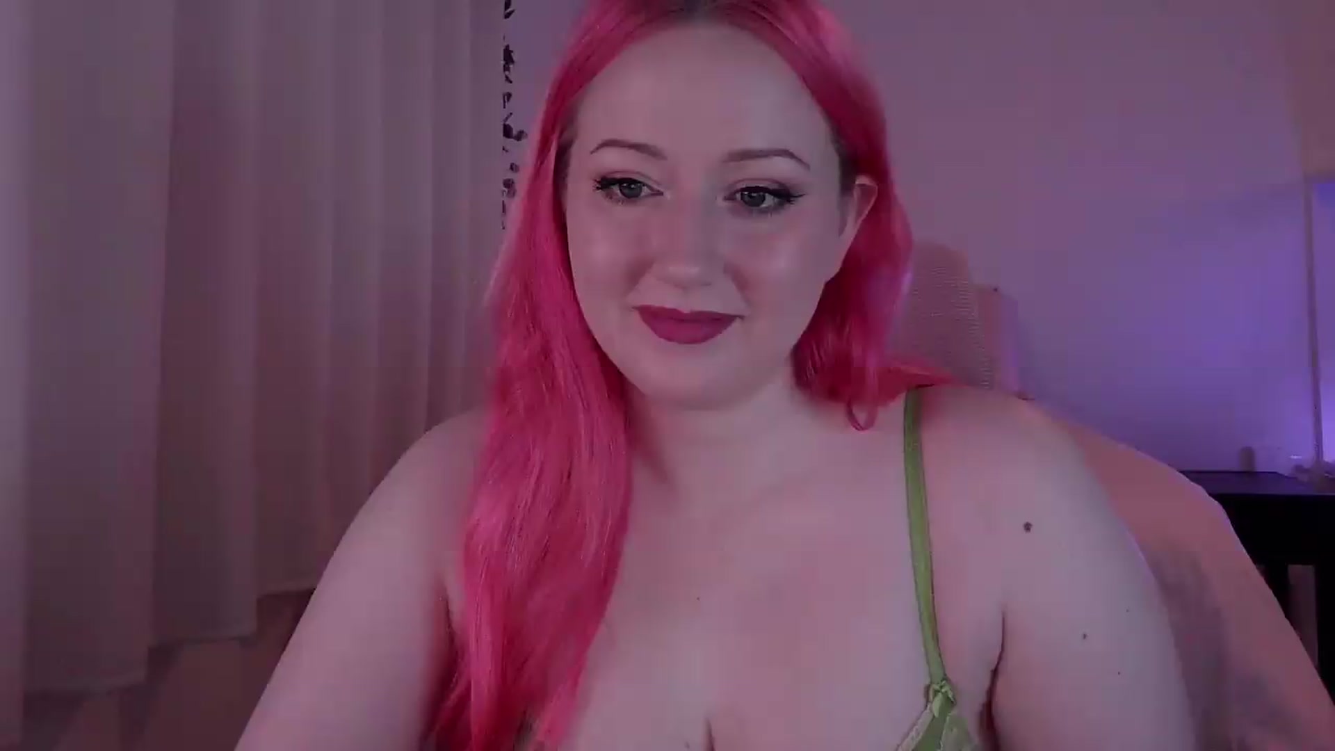 Gallery image thumbnail from Stellareya's myfreecams stream on, 05/30/2026, 08:45 image 10 of 20