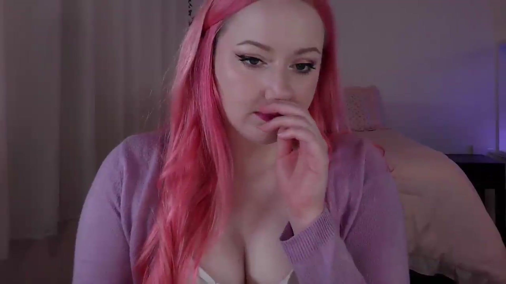 Gallery image thumbnail from Stellareya's myfreecams stream on, 06/23/2026, 08:53 image 17 of 20