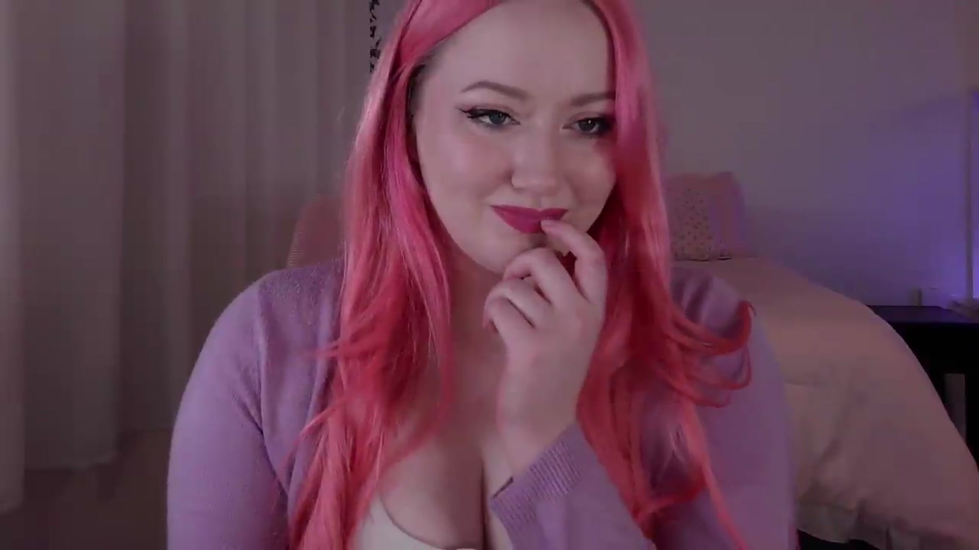 Gallery image thumbnail from Stellareya's myfreecams stream on, 06/23/2026, 08:53 image 14 of 20