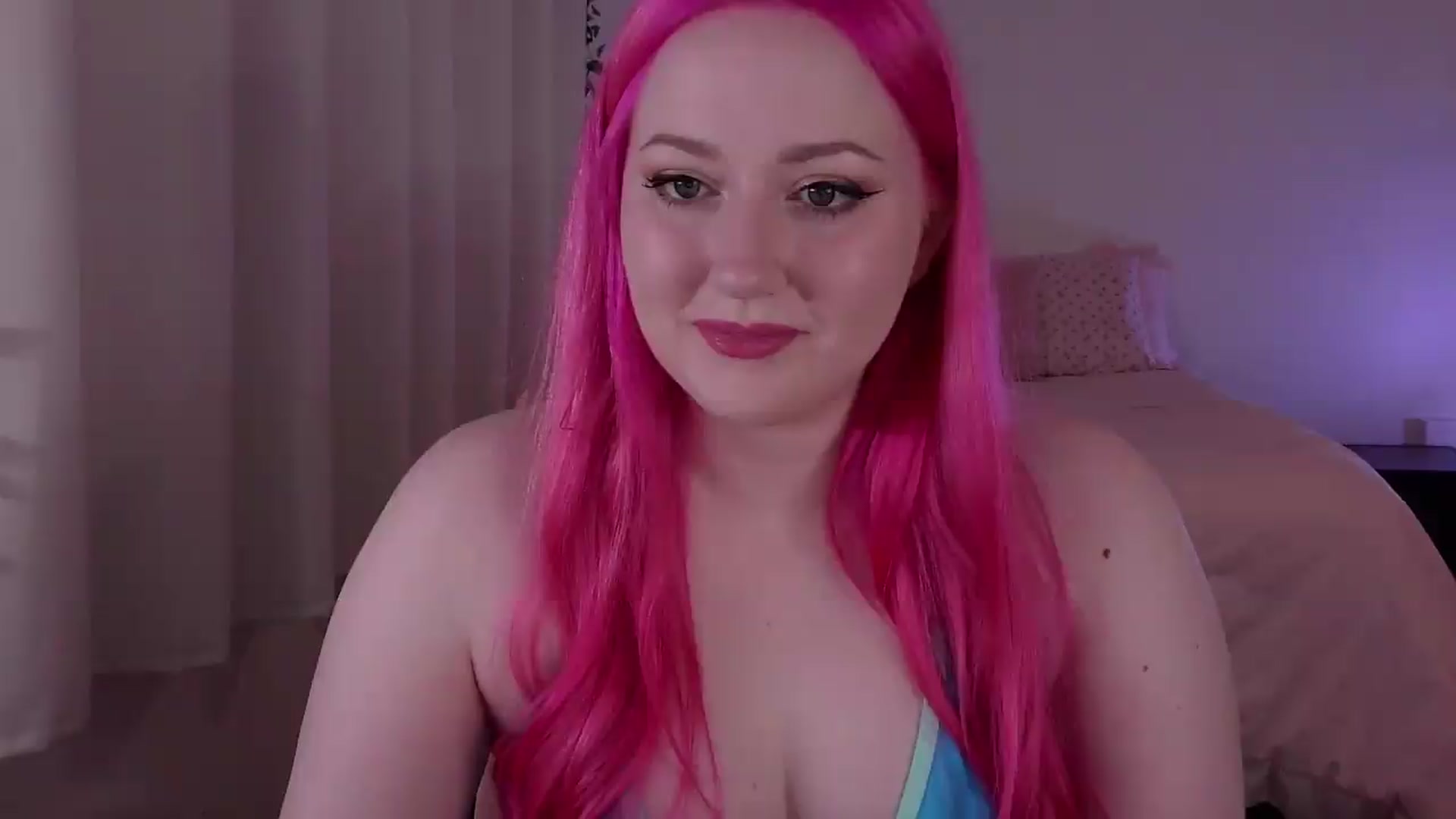 Gallery image thumbnail from Stellareya's myfreecams stream on, 06/28/2026, 07:58 image 7 of 20
