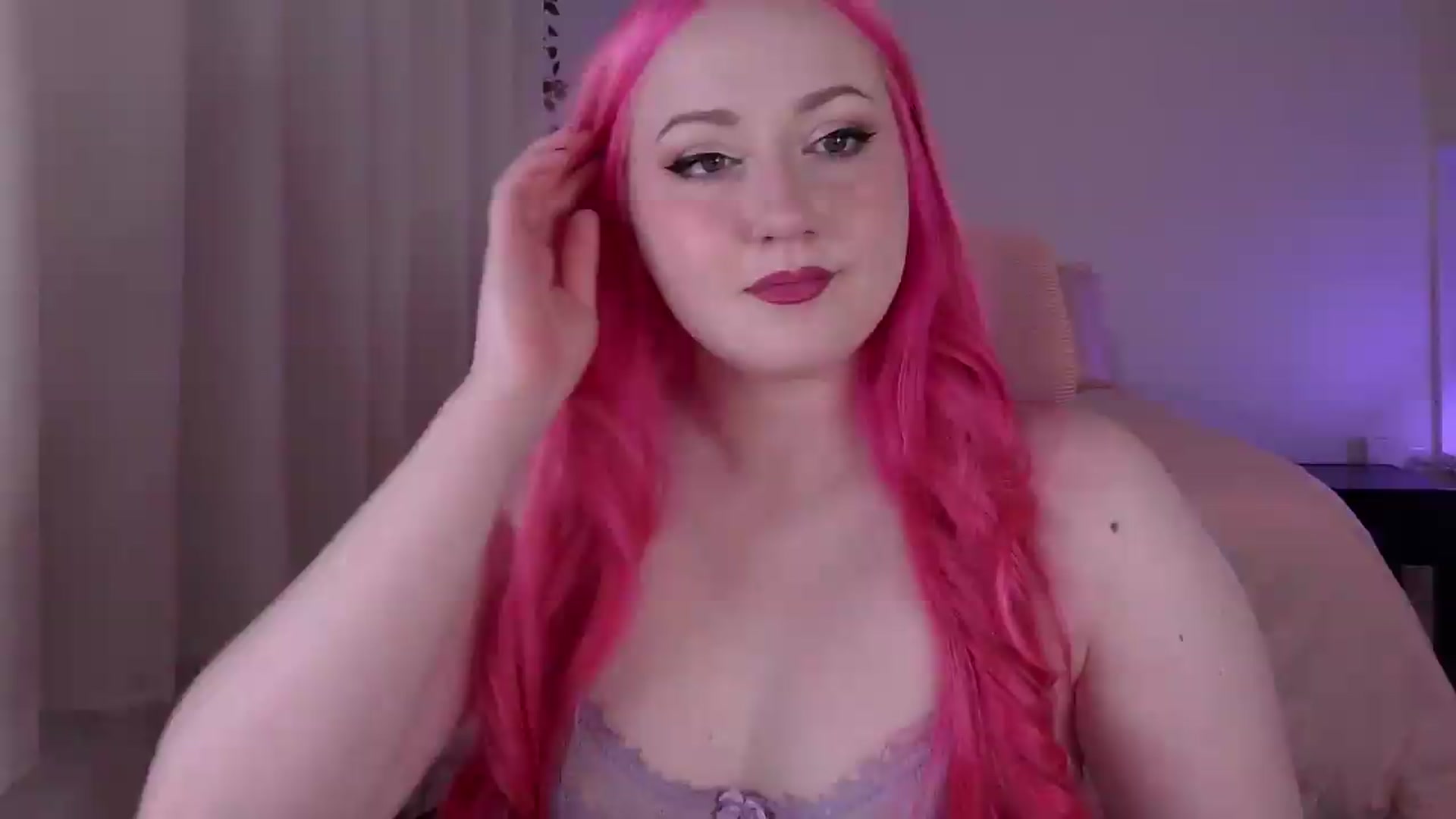 Gallery image thumbnail from Stellareya's myfreecams stream on, 07/08/2026, 07:30 image 4 of 20