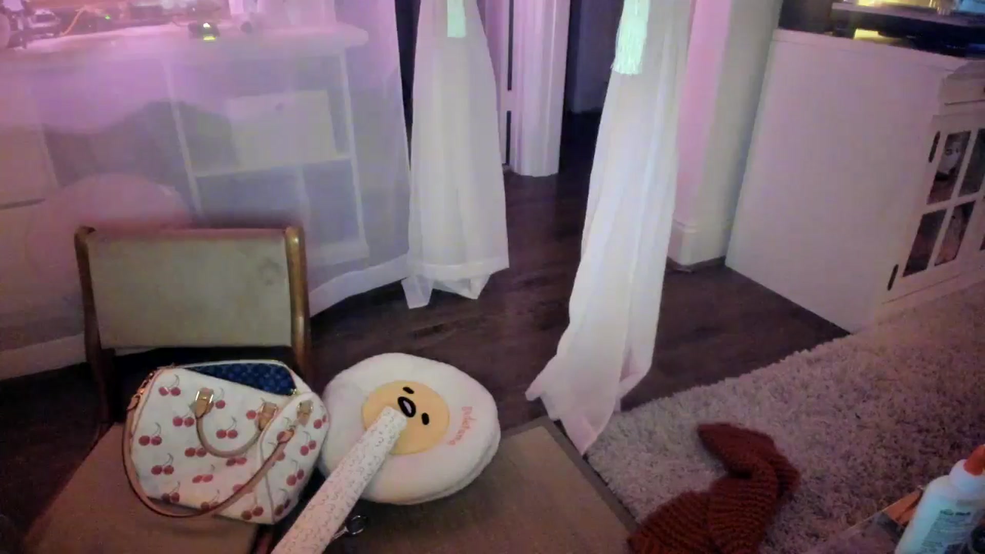Gallery image thumbnail from Stellarloving's myfreecams stream on, 05/05/2026, 08:54 image 13 of 20