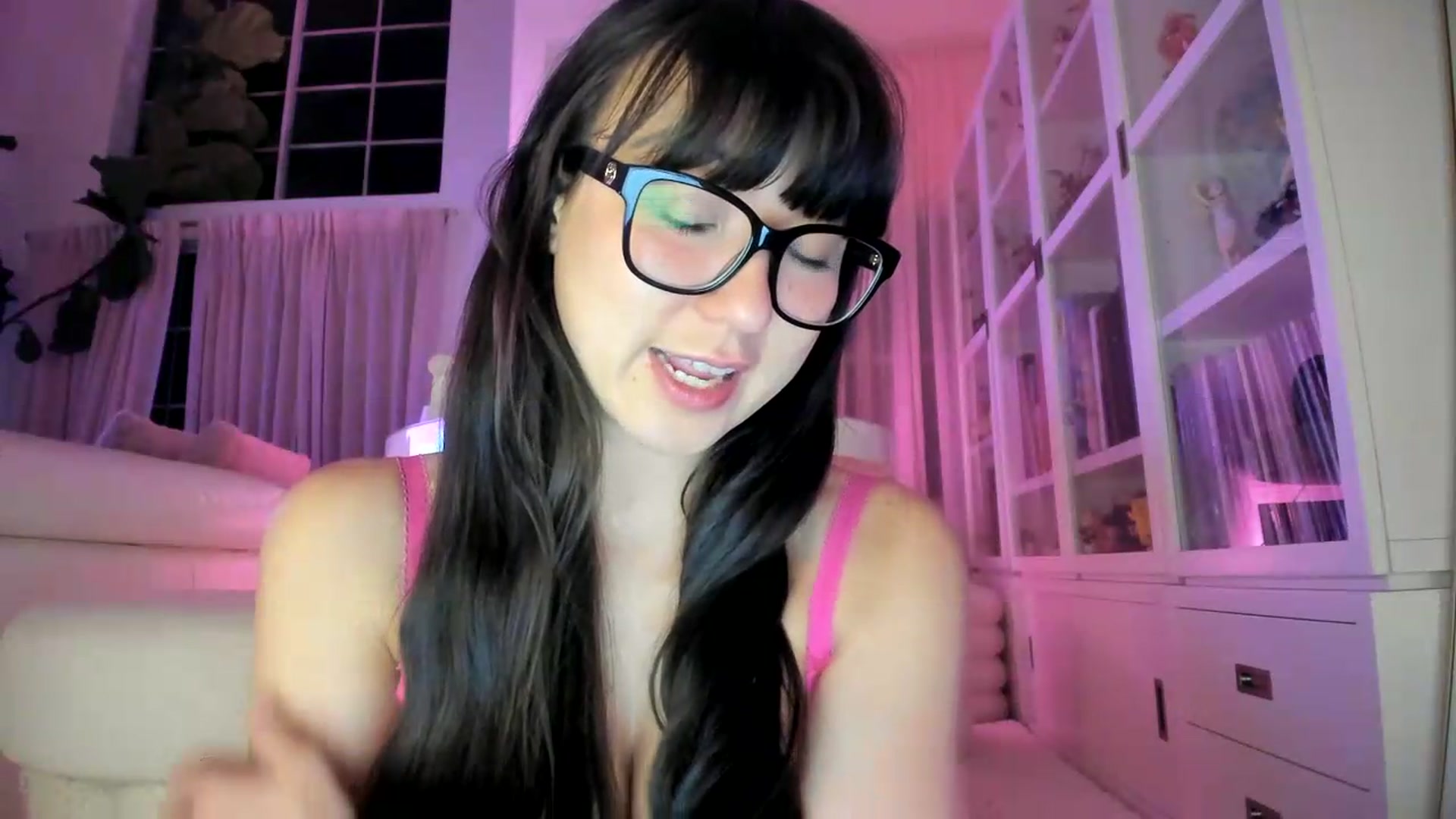 Gallery image thumbnail from Stellarloving's myfreecams stream on, 06/09/2026, 08:22 image 4 of 20