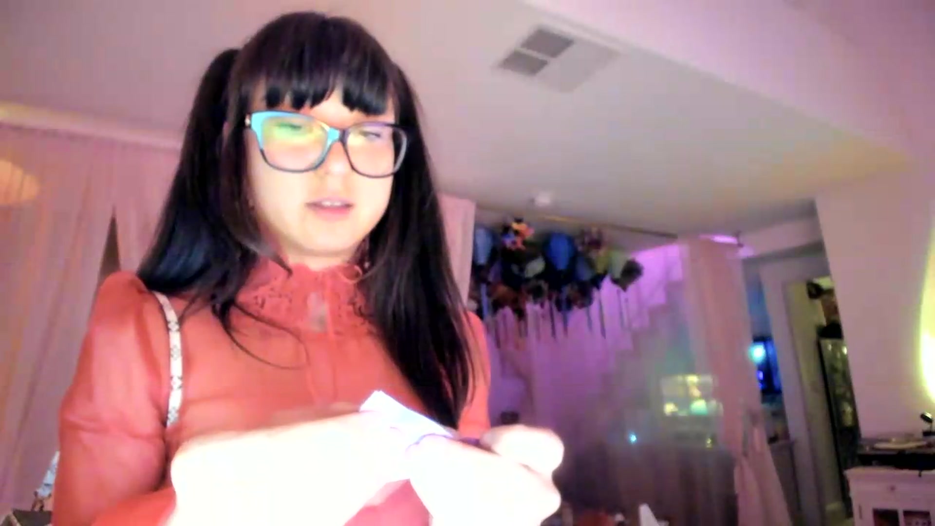 Gallery image thumbnail from Stellarloving's myfreecams stream on, 06/13/2026, 07:28 image 18 of 20