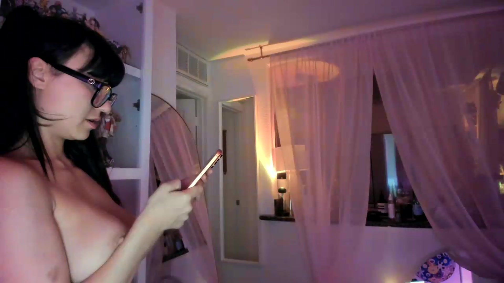 Gallery image thumbnail from Stellarloving's myfreecams stream on, 06/13/2026, 07:28 image 6 of 20