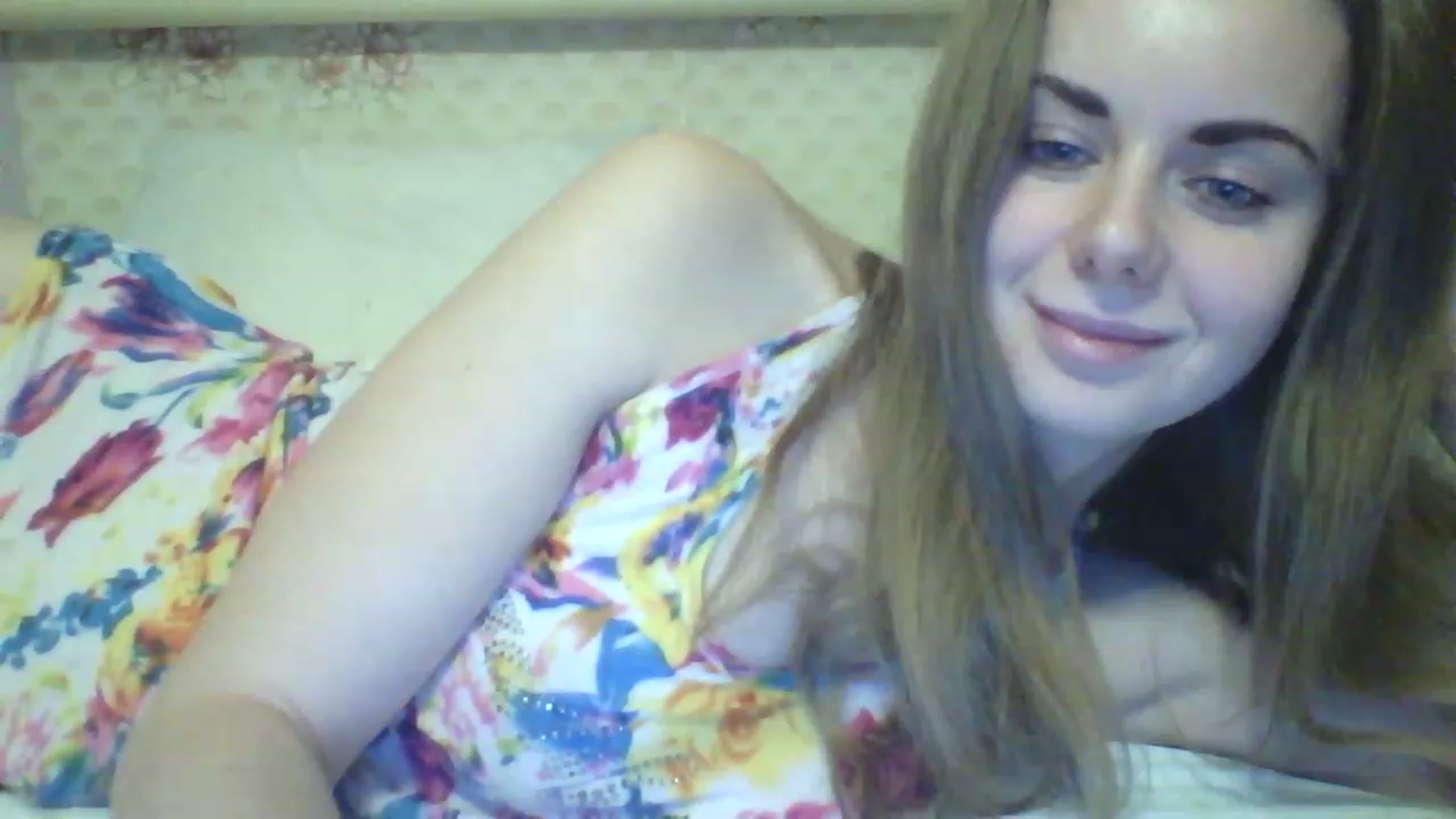 Gallery image thumbnail from Stepfania's myfreecams stream on, 12/06/2022, 13:34 image 16 of 20