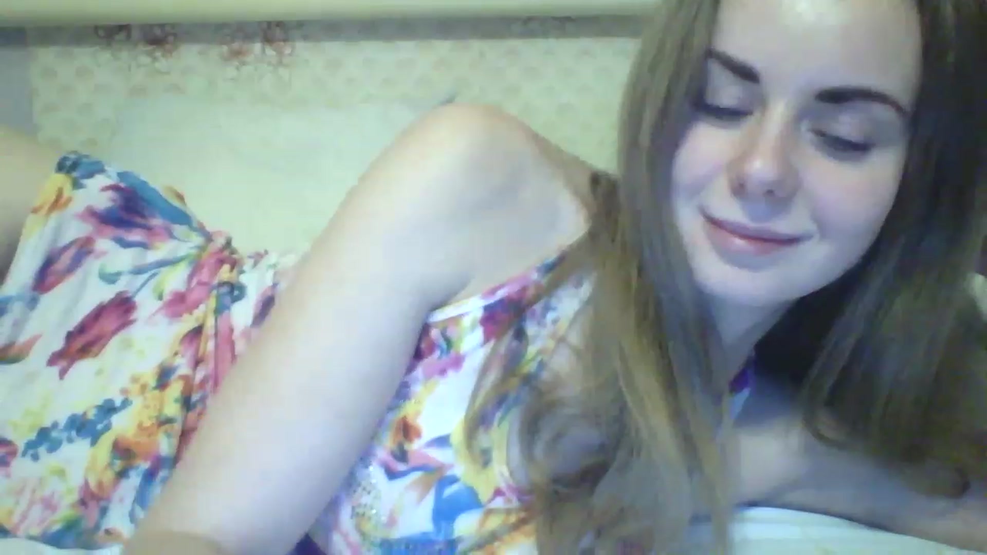 Gallery image thumbnail from Stepfania's myfreecams stream on, 12/06/2022, 13:34 image 11 of 20