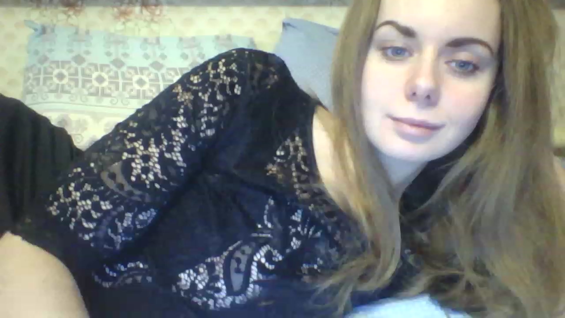 Gallery image thumbnail from Stepfania's myfreecams stream on, 02/07/2023, 13:00 image 6 of 20