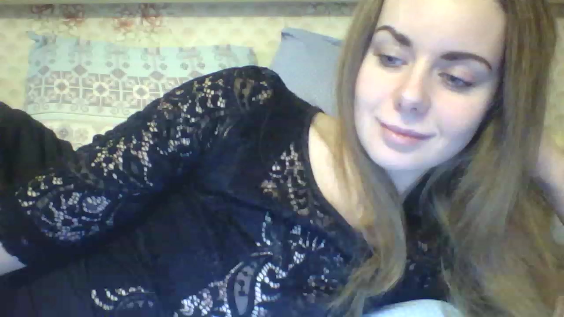 Gallery image thumbnail from Stepfania's myfreecams stream on, 02/07/2023, 13:00 image 11 of 20