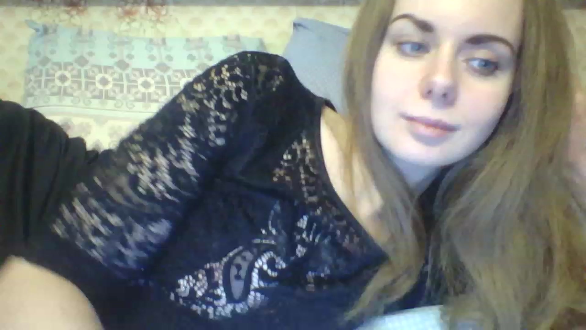 Gallery image thumbnail from Stepfania's myfreecams stream on, 02/07/2023, 13:00 image 18 of 20