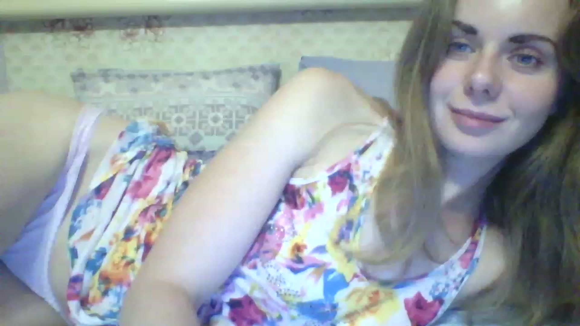 Gallery image thumbnail from Stepfania's myfreecams stream on, 06/19/2023, 24:36 image 10 of 20