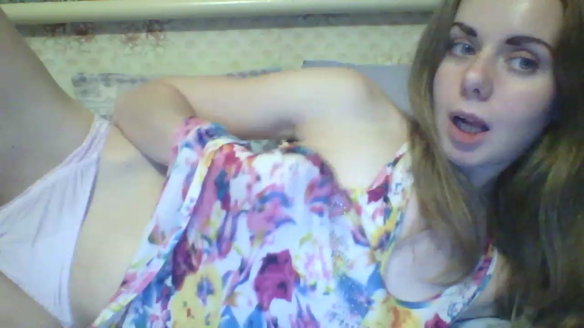 Gallery image thumbnail from Stepfania's myfreecams stream on, 06/19/2023, 24:36 image 2 of 20