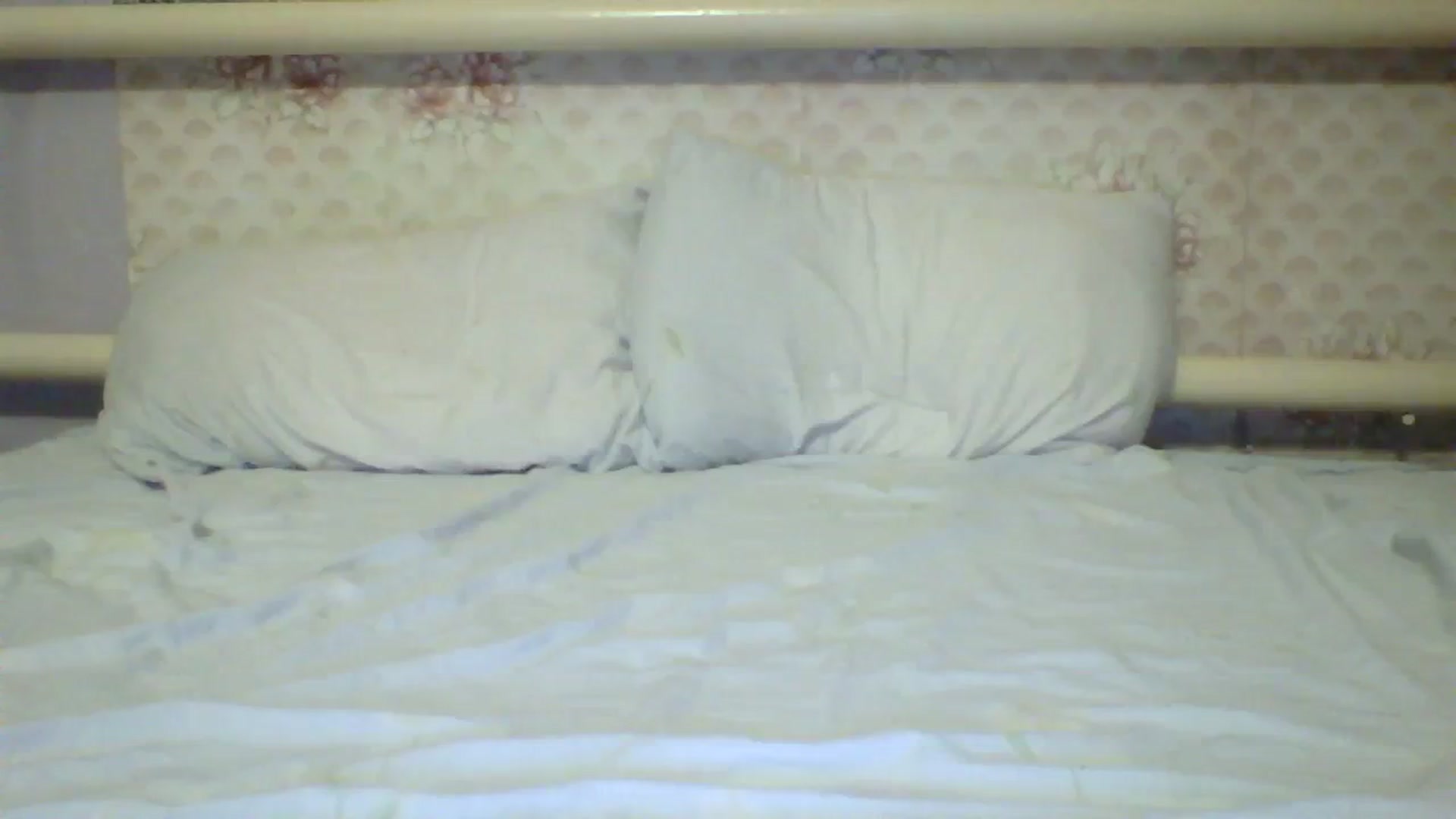 Gallery image thumbnail from Stepfania's myfreecams stream on, 08/07/2023, 23:51 image 10 of 20