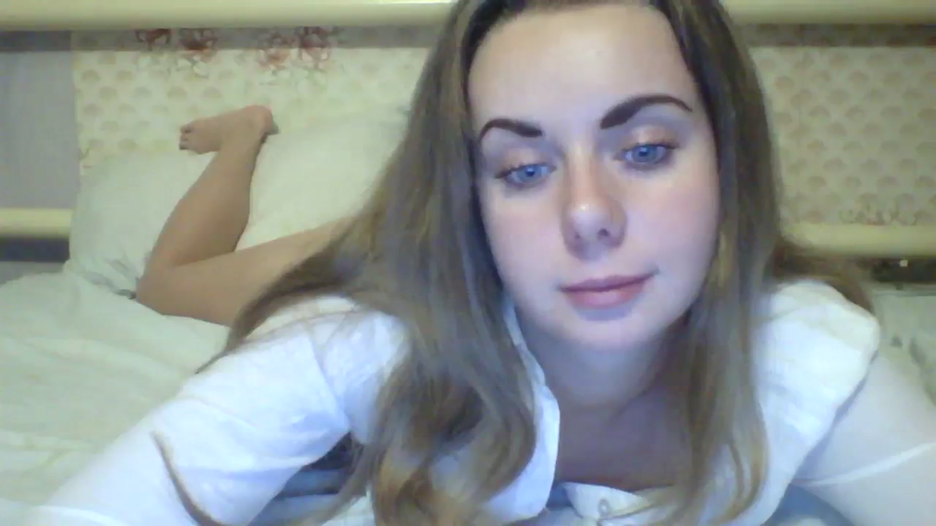 Gallery image thumbnail from Stepfania's myfreecams stream on, 08/07/2023, 23:51 image 6 of 20