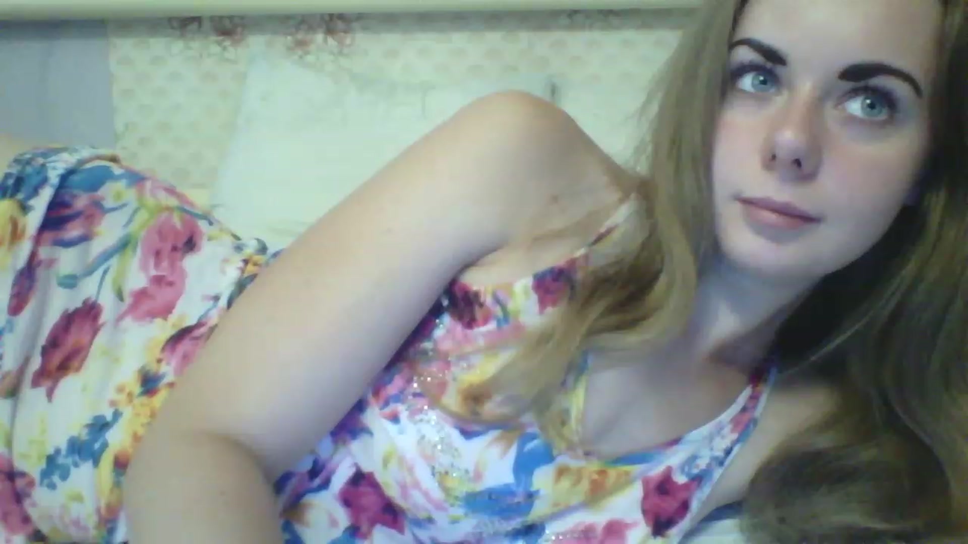 Gallery image thumbnail from Stepfania's myfreecams stream on, 08/09/2023, 14:42 image 7 of 20