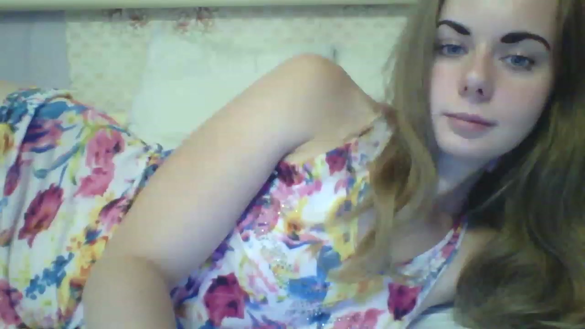 Gallery image thumbnail from Stepfania's myfreecams stream on, 08/09/2023, 14:42 image 8 of 20