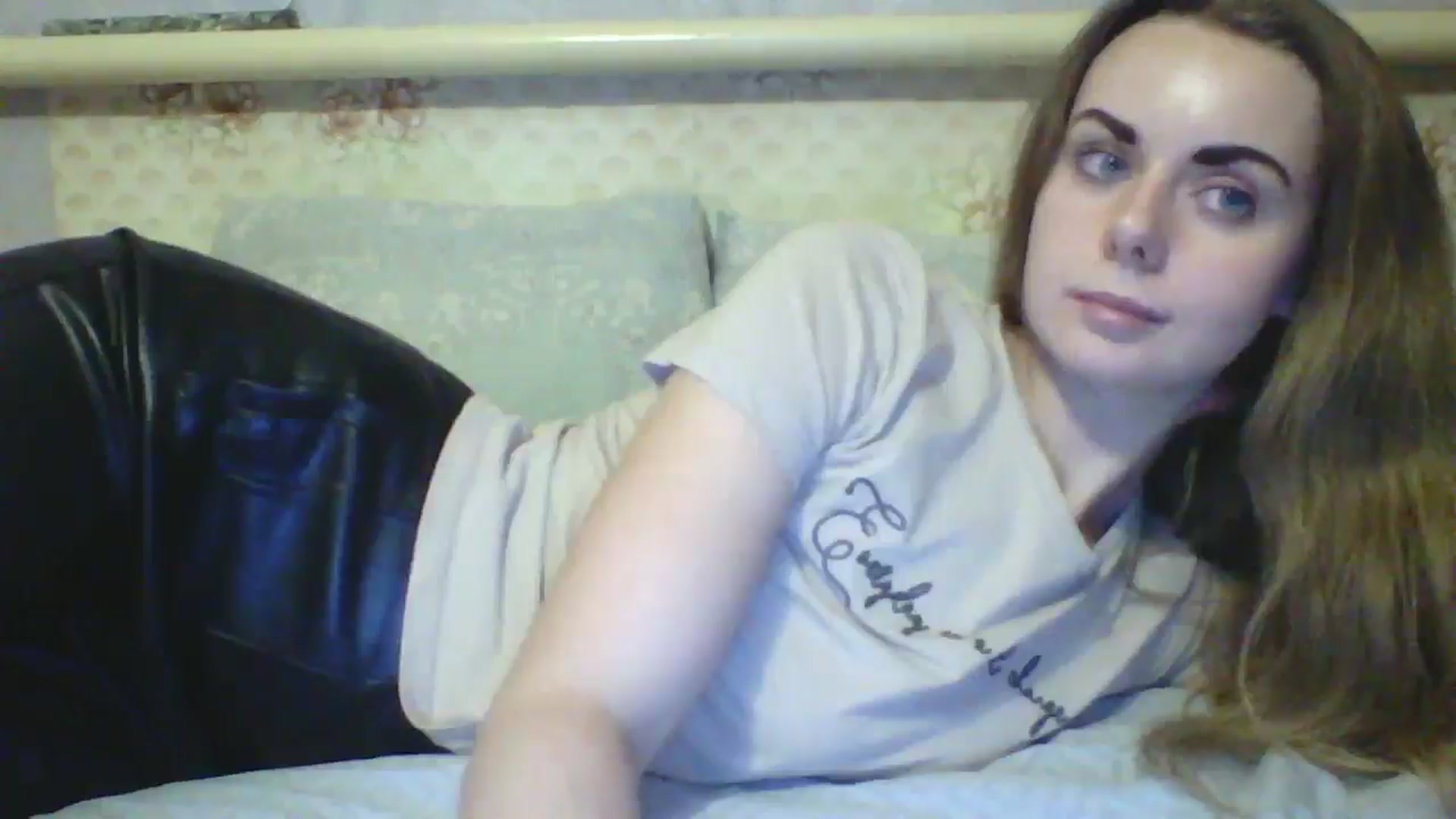 Gallery image thumbnail from Stepfania's myfreecams stream on, 08/06/2024, 02:28 image 14 of 20