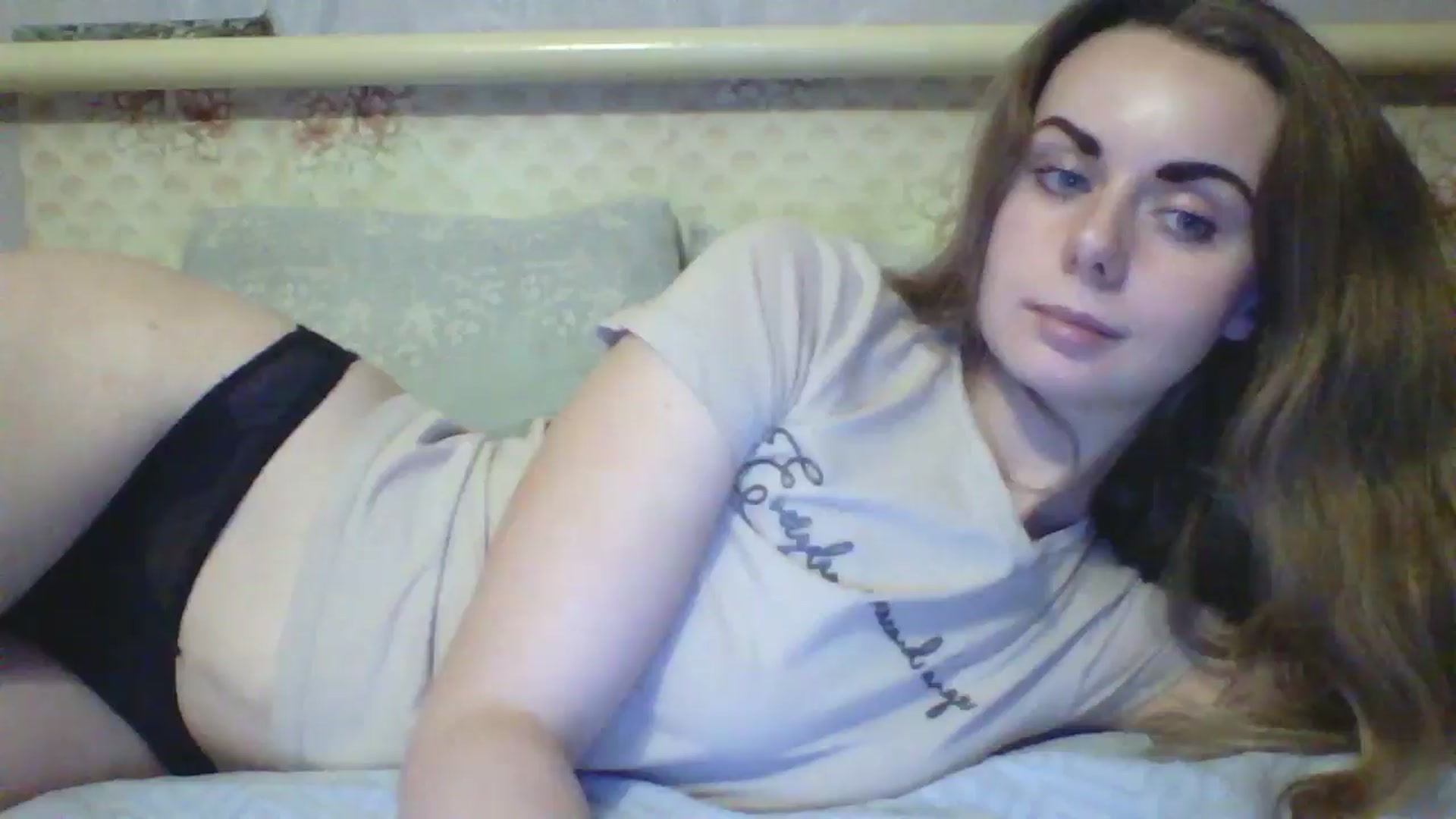 Gallery image thumbnail from Stepfania's myfreecams stream on, 08/06/2024, 02:28 image 19 of 20