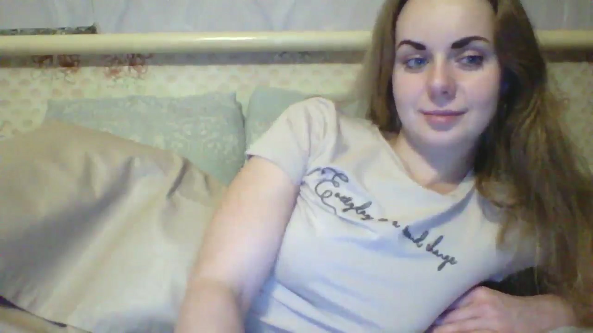 Gallery image thumbnail from Stepfania's myfreecams stream on, 08/23/2024, 24:37 image 8 of 20