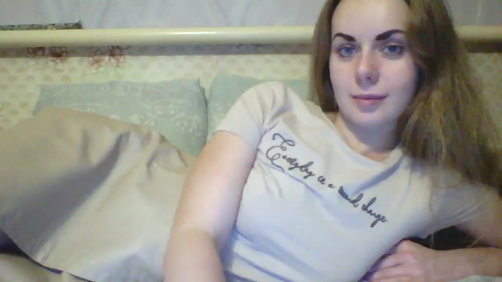 Gallery image thumbnail from Stepfania's myfreecams stream on, 08/23/2024, 24:37 image 6 of 20