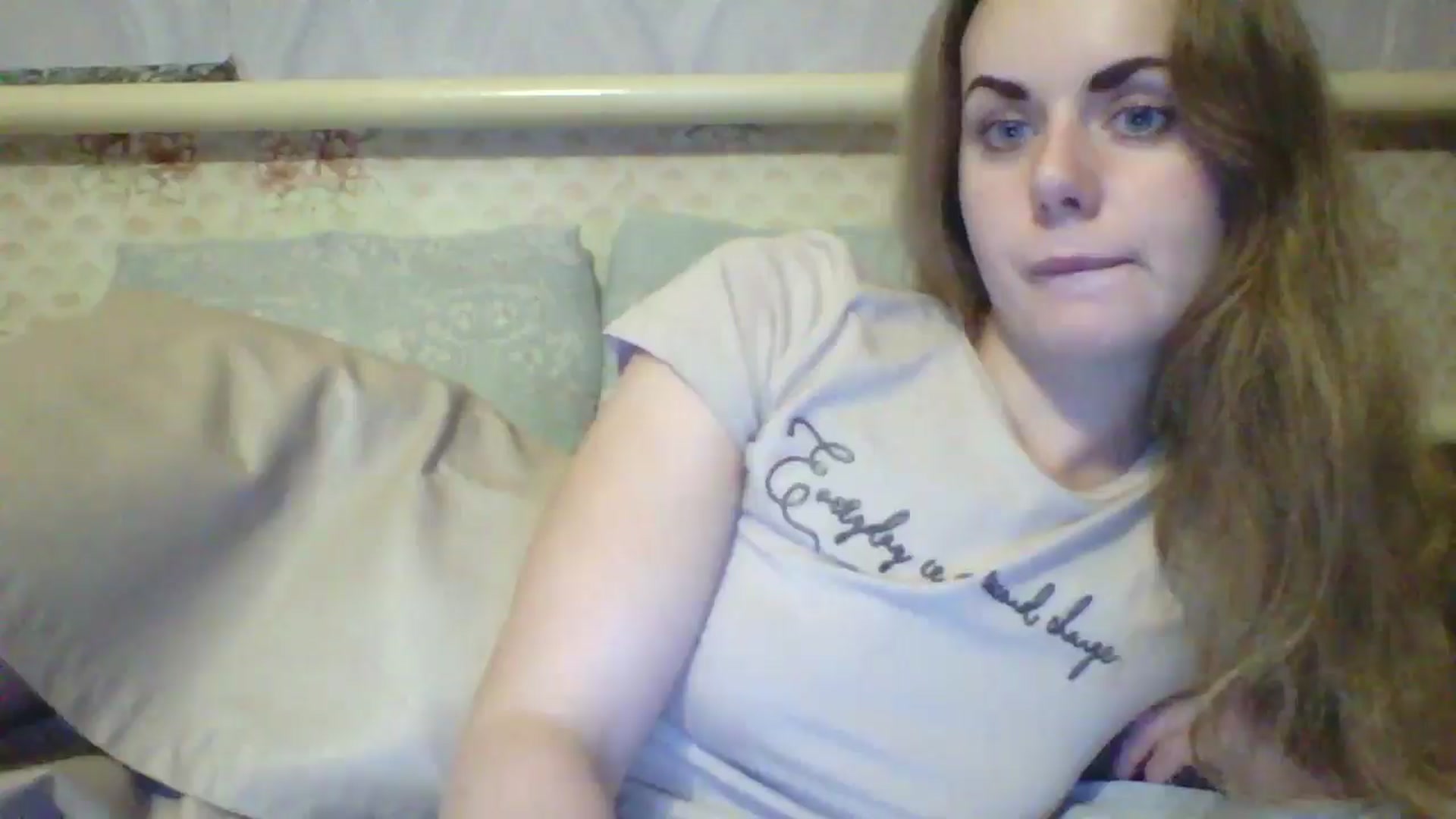 Gallery image thumbnail from Stepfania's myfreecams stream on, 08/23/2024, 24:37 image 16 of 20