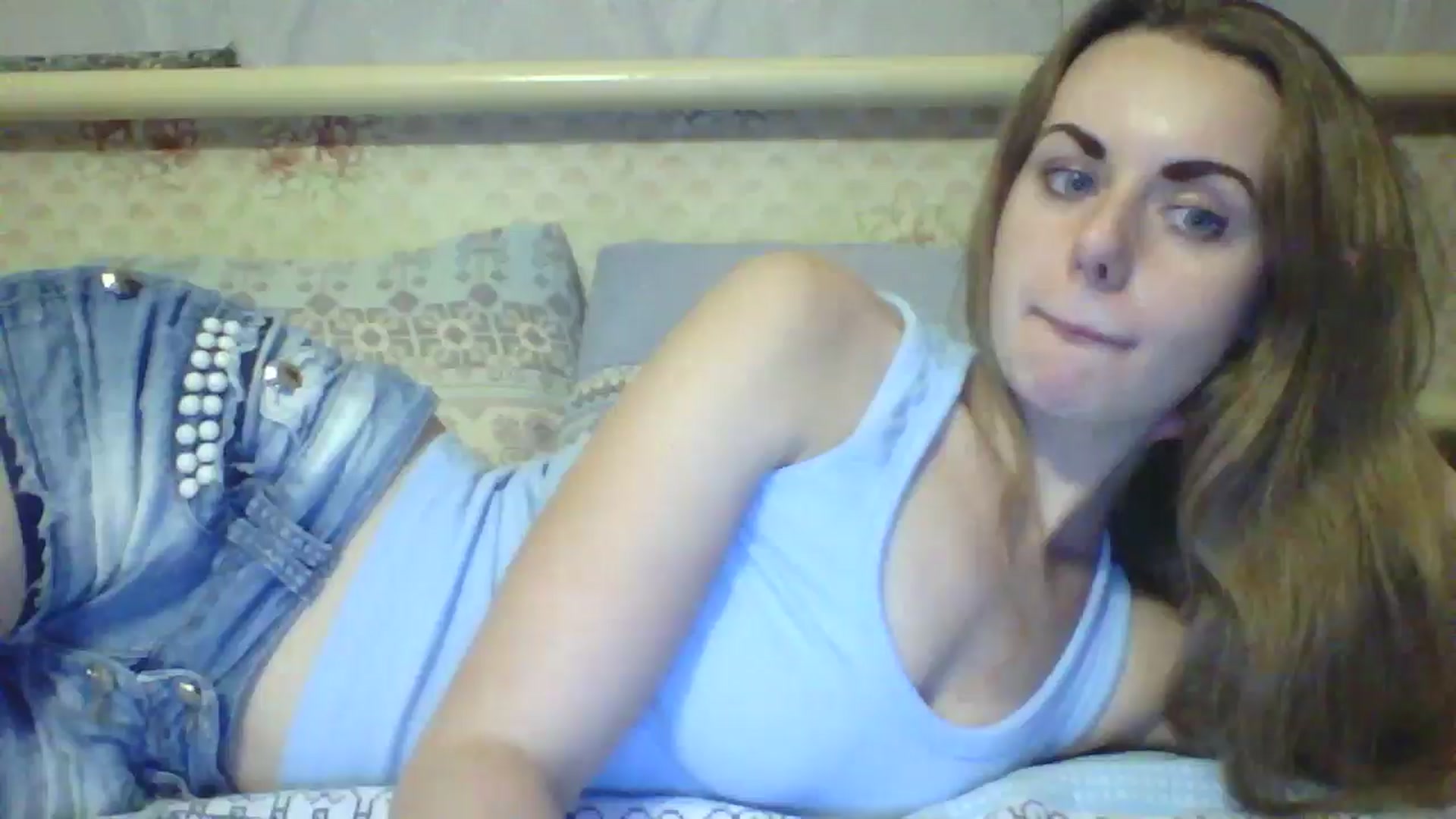 Gallery image thumbnail from Stepfania's myfreecams stream on, 08/26/2024, 03:00 image 1 of 20