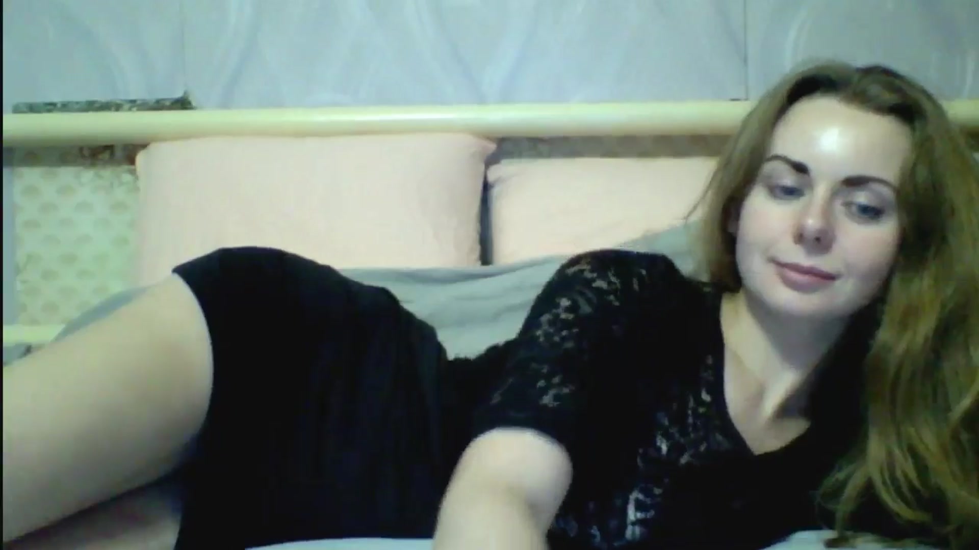 Gallery image thumbnail from Stepfania's myfreecams stream on, 10/21/2025, 03:25 image 17 of 20
