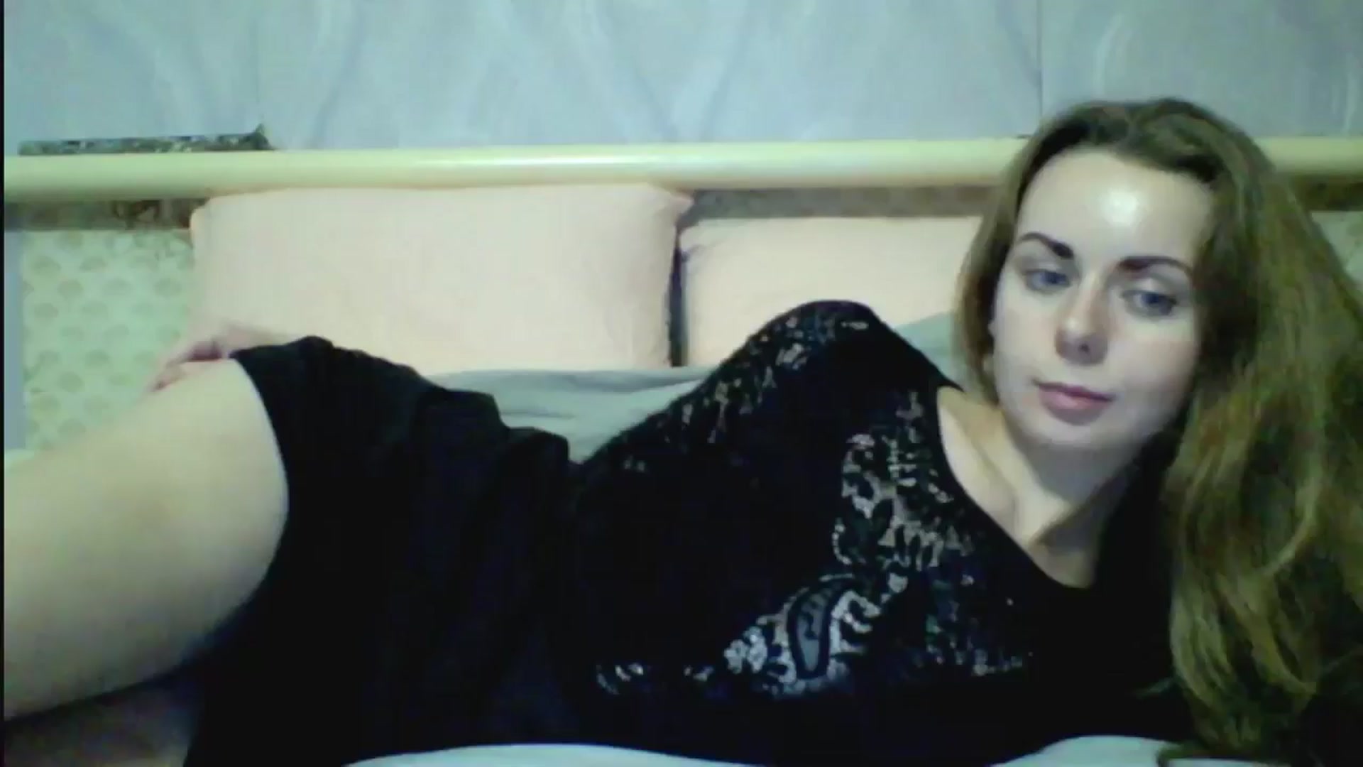 Gallery image thumbnail from Stepfania's myfreecams stream on, 10/21/2025, 03:25 image 1 of 20