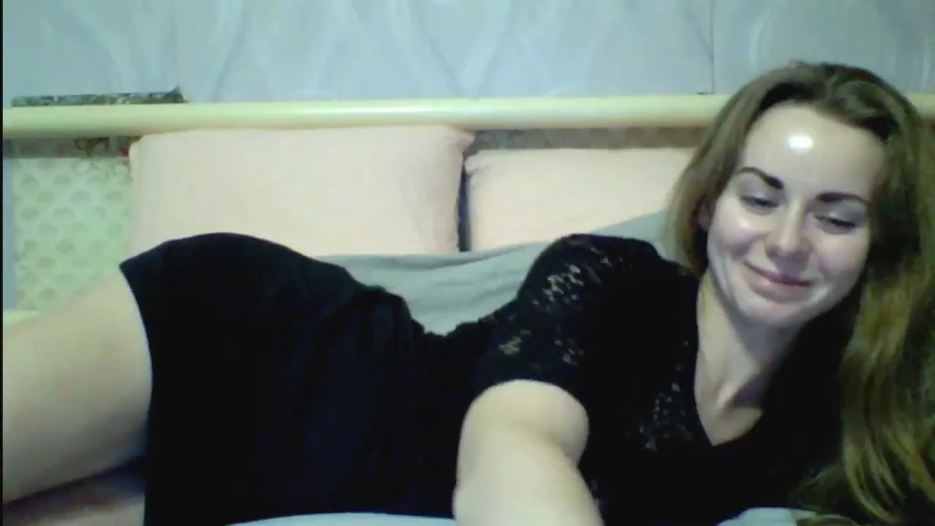 Gallery image thumbnail from Stepfania's myfreecams stream on, 10/21/2025, 03:25 image 16 of 20