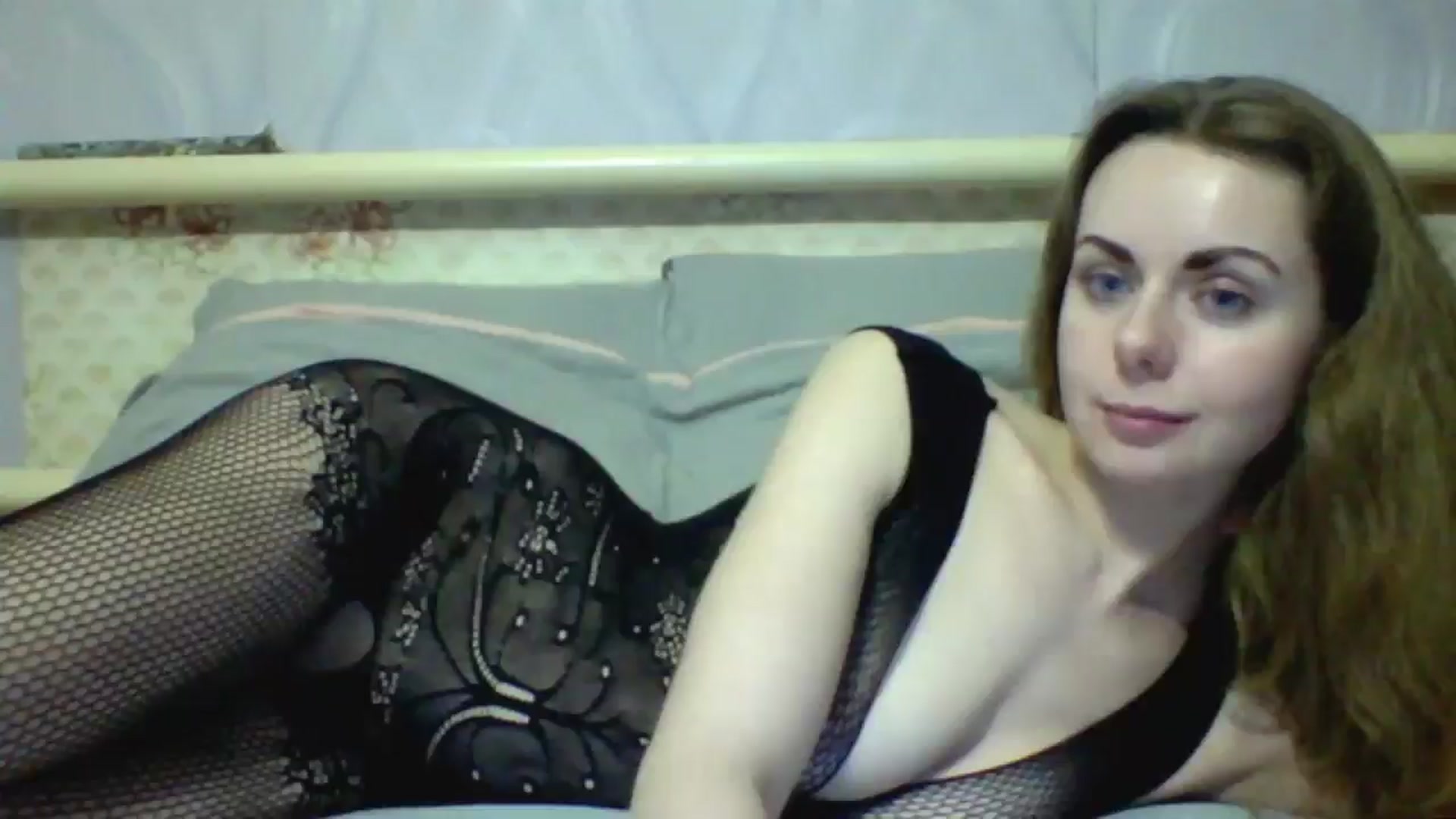 Gallery image thumbnail from Stepfania's myfreecams stream on, 03/10/2026, 01:40 image 10 of 20
