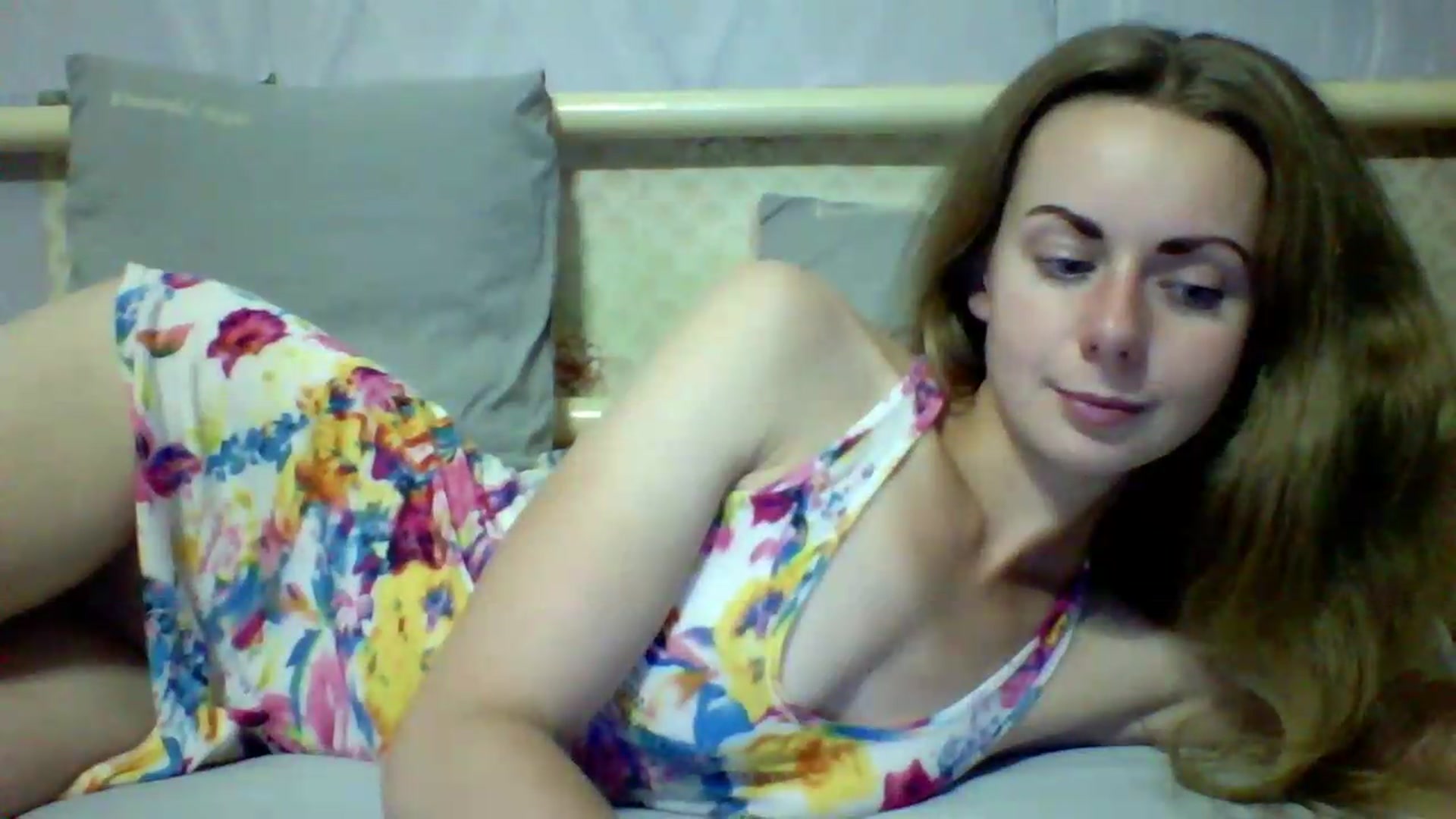 Gallery image thumbnail from Stepfania's myfreecams stream on, 07/05/2026, 03:03 image 15 of 20
