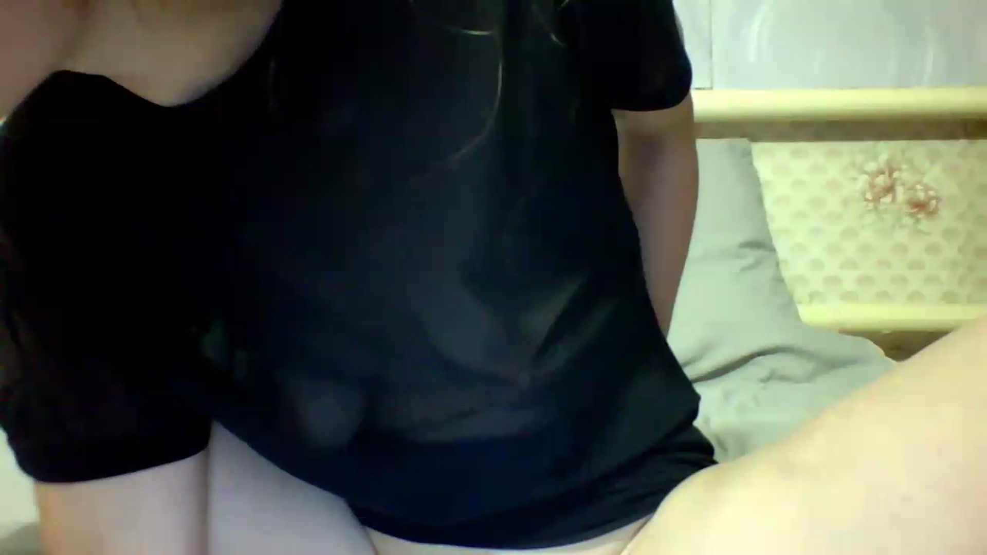 Gallery image thumbnail from Stepfania's myfreecams stream on, 07/08/2026, 02:37 image 6 of 20