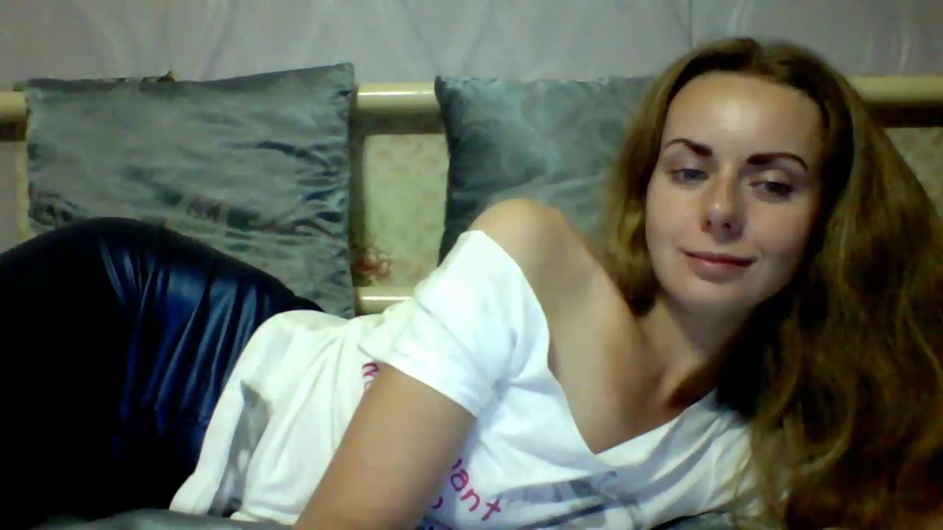 Gallery image thumbnail from Stepfania's myfreecams stream on, 07/17/2026, 02:48 image 19 of 20