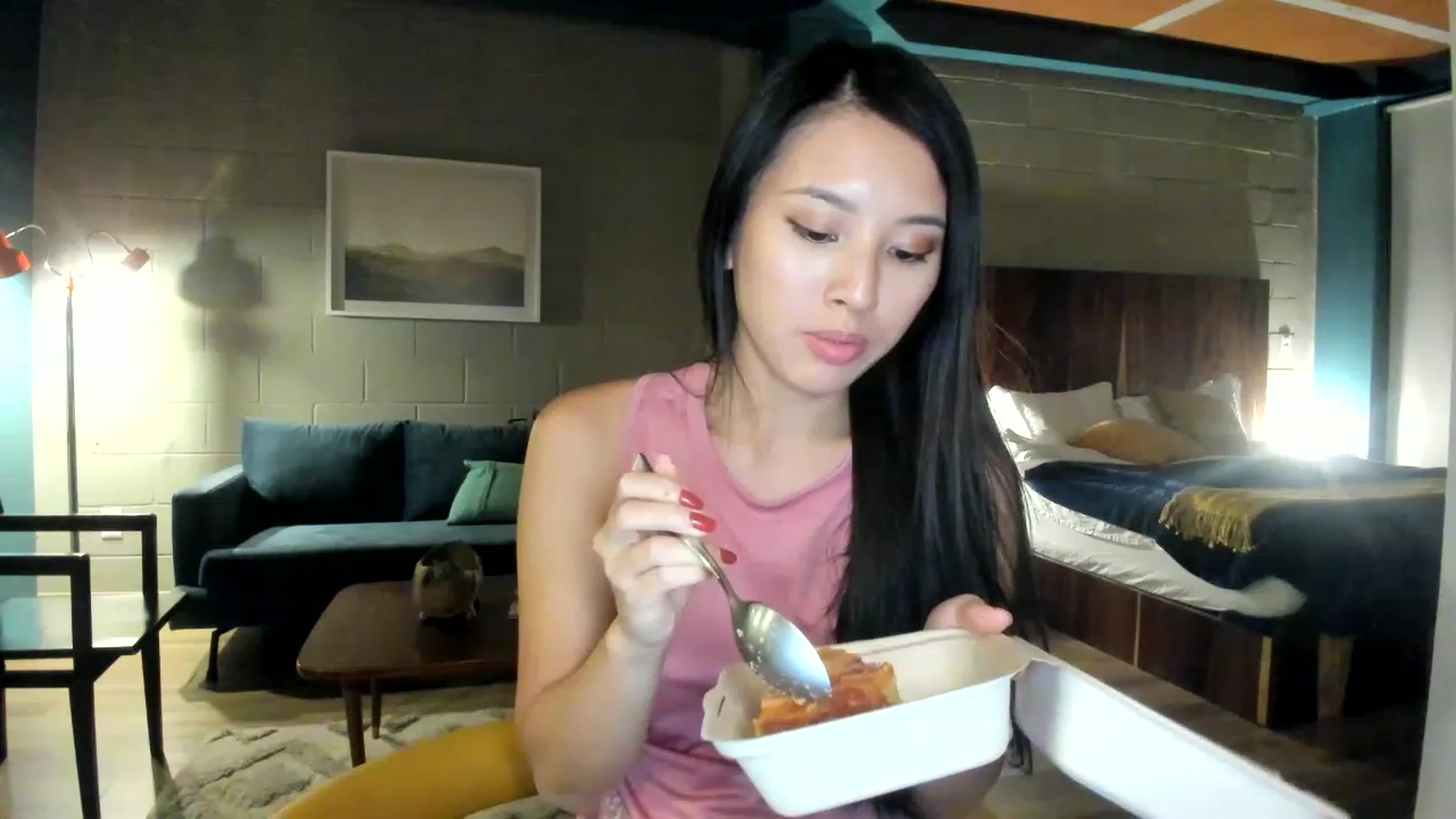 Gallery image thumbnail from Stephanie's myfreecams stream on, 01/29/2023, 09:39 image 6 of 20