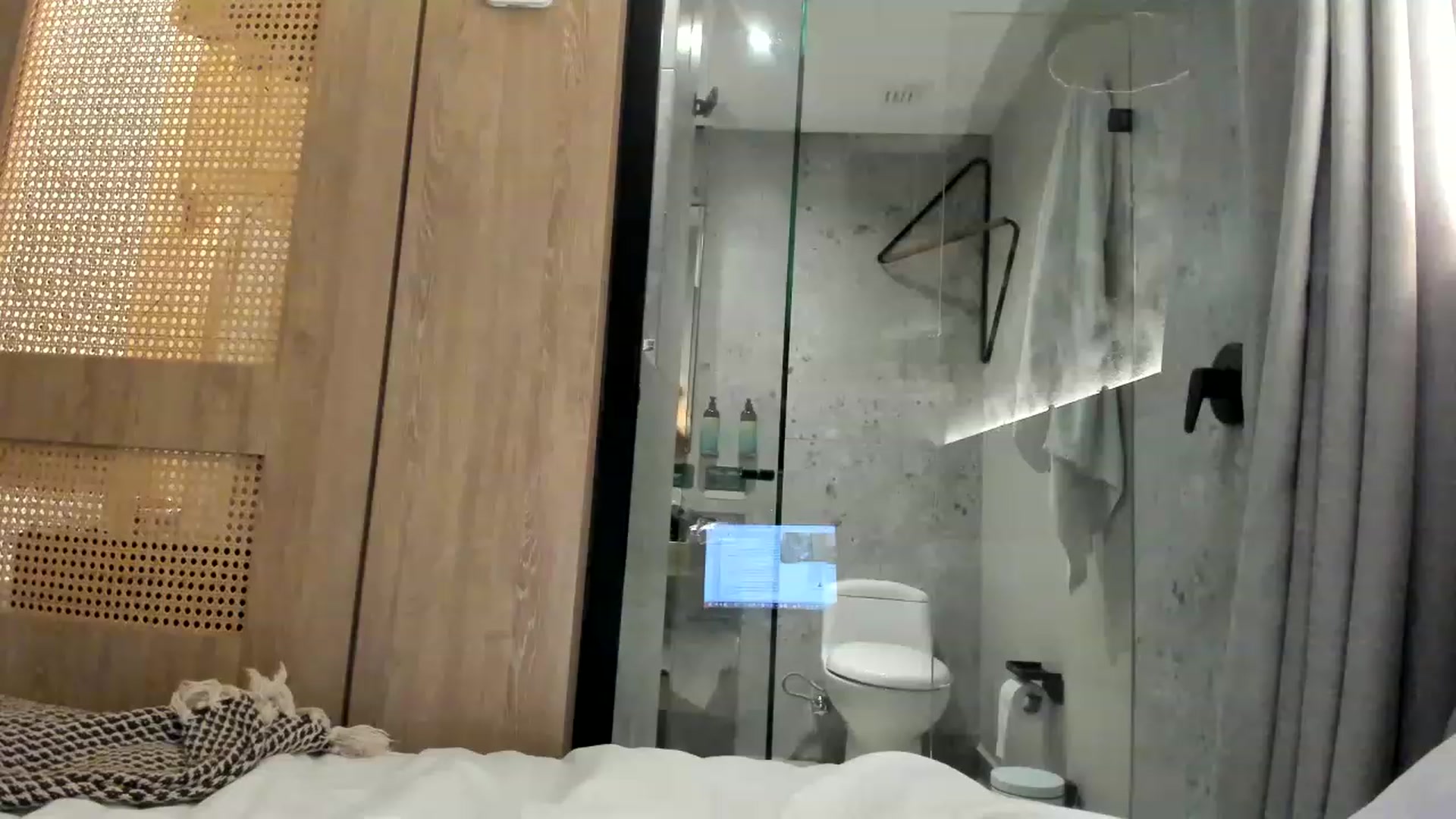 Gallery image thumbnail from Stephanie's myfreecams stream on, 01/31/2023, 09:46 image 18 of 20