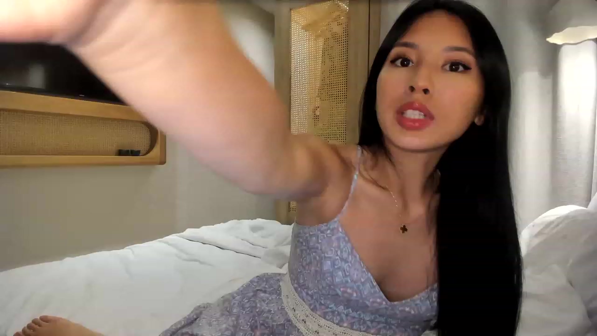 Gallery image thumbnail from Stephanie's myfreecams stream on, 02/02/2023, 11:36 image 1 of 20