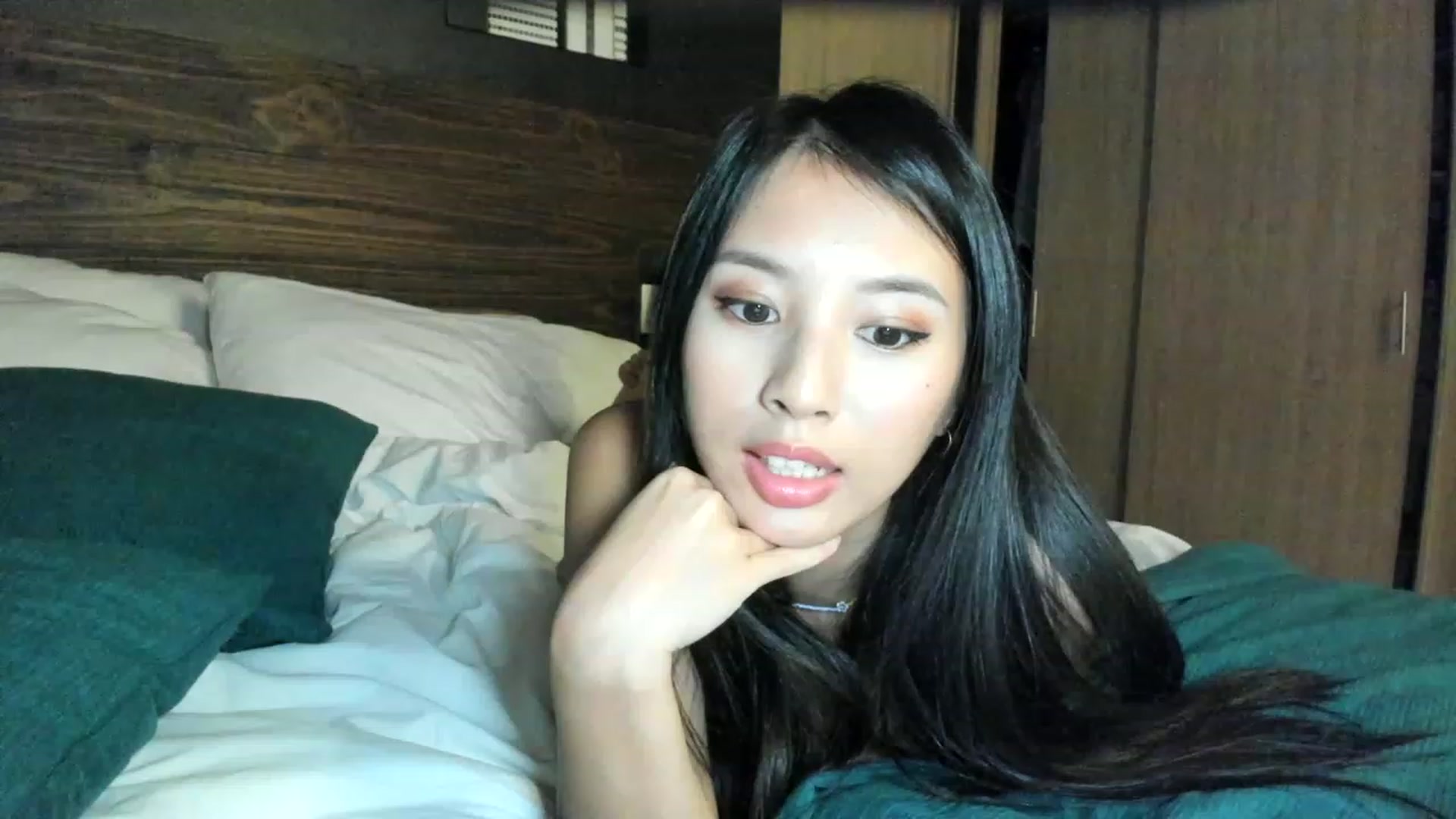 Gallery image thumbnail from Stephanie's myfreecams stream on, 02/09/2023, 23:25 image 17 of 20