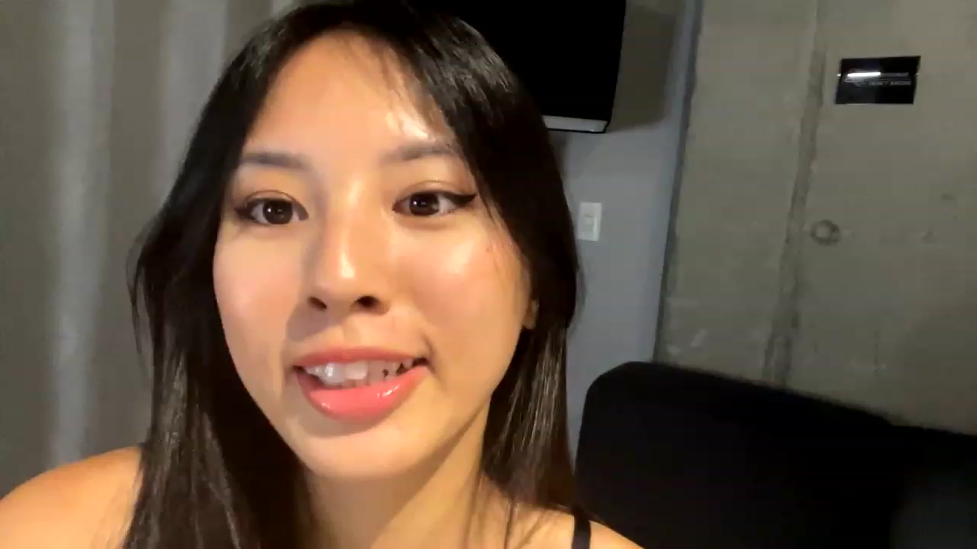 Gallery image thumbnail from Stephanie's myfreecams stream on, 03/03/2023, 04:07 image 1 of 20