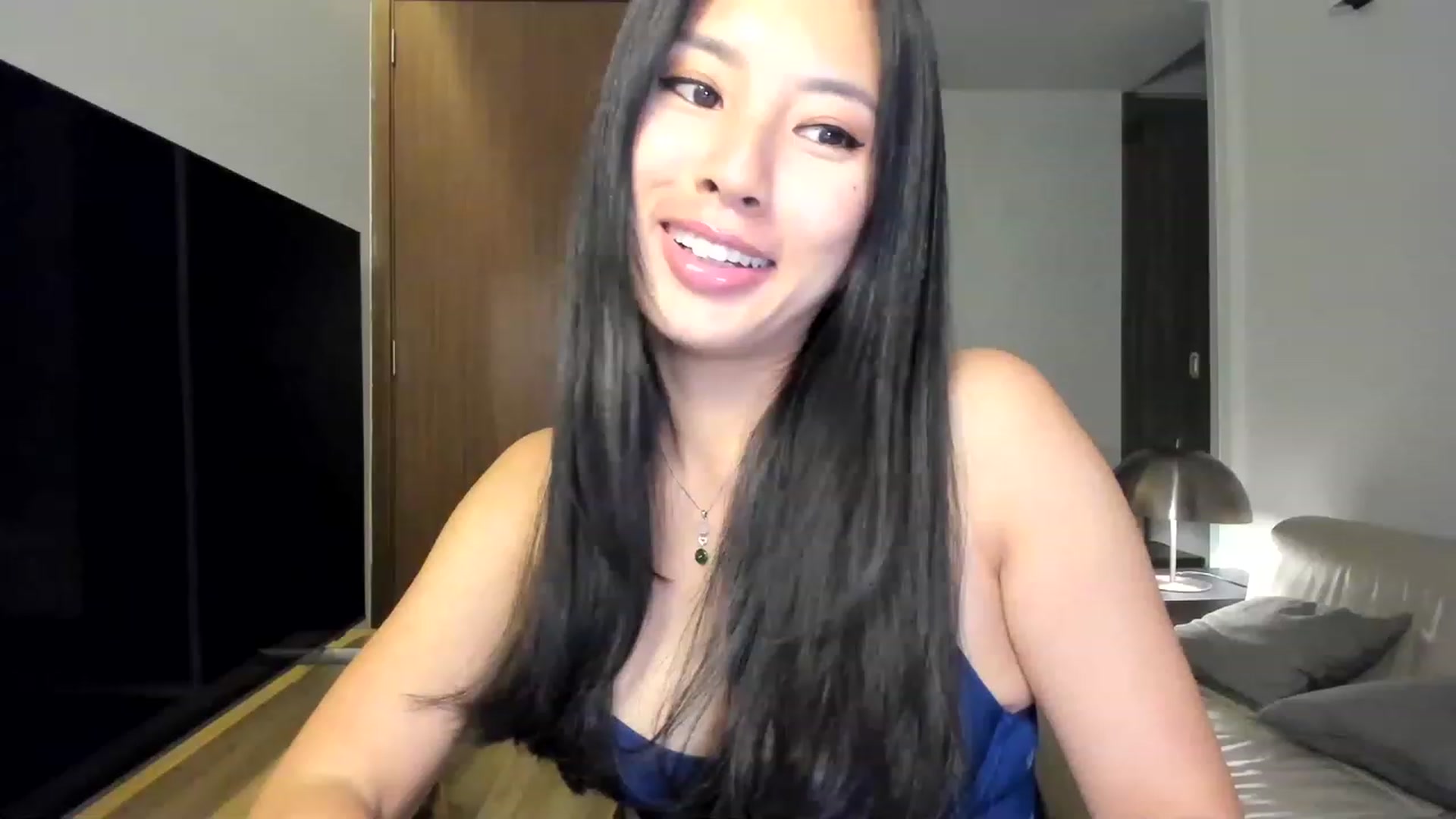 Gallery image thumbnail from Stephanie's myfreecams stream on, 06/06/2023, 07:33 image 5 of 20